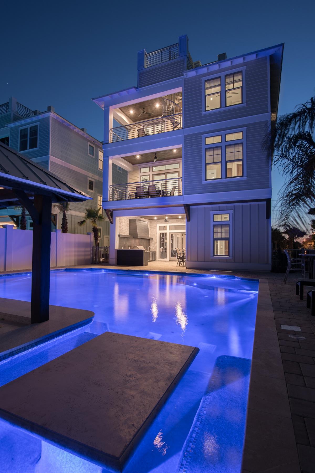 CRYSTAL BEACH - Residential
