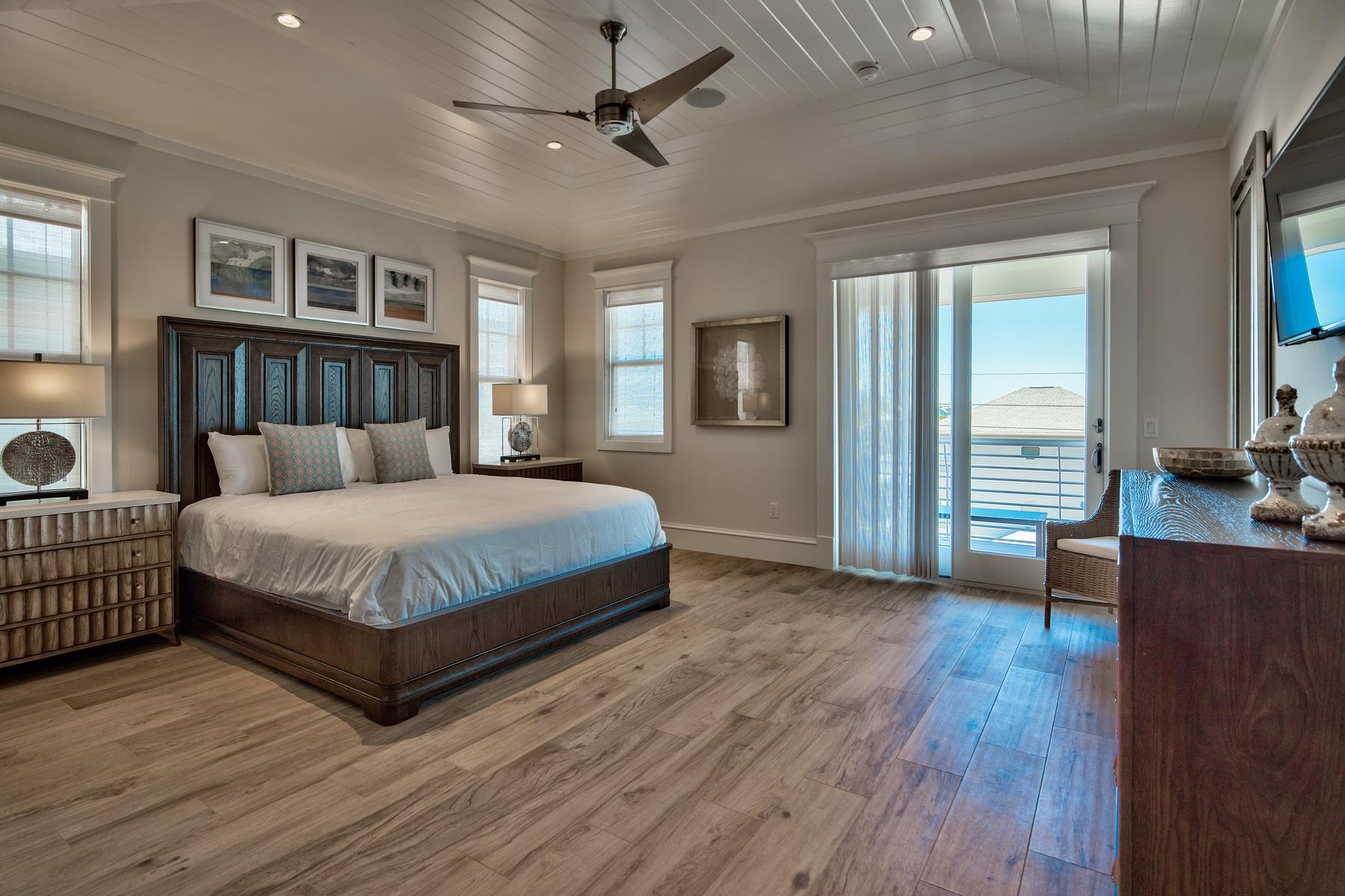CRYSTAL BEACH - Residential