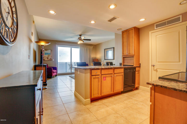 Sterling Breeze - Residential