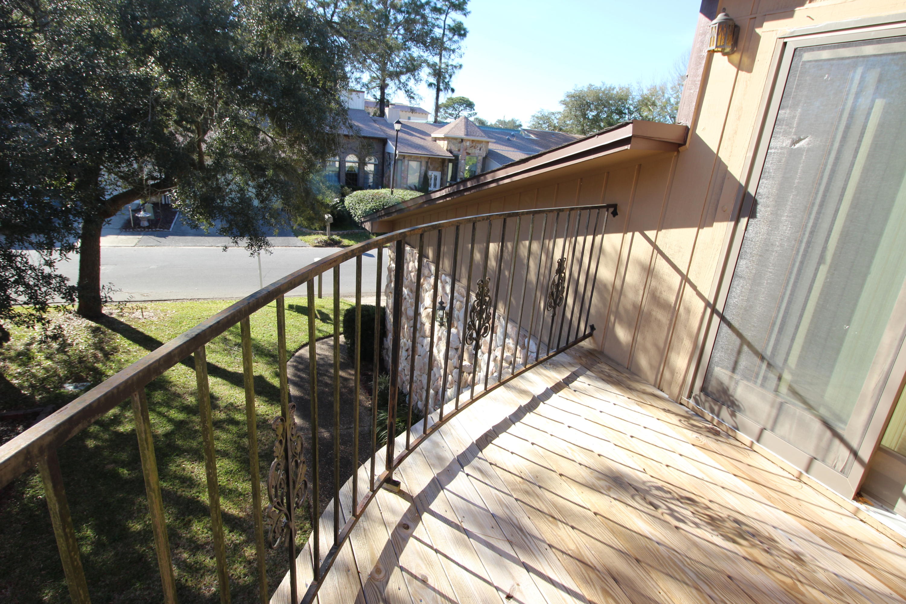 DONLABROOK GARDYNS - Residential