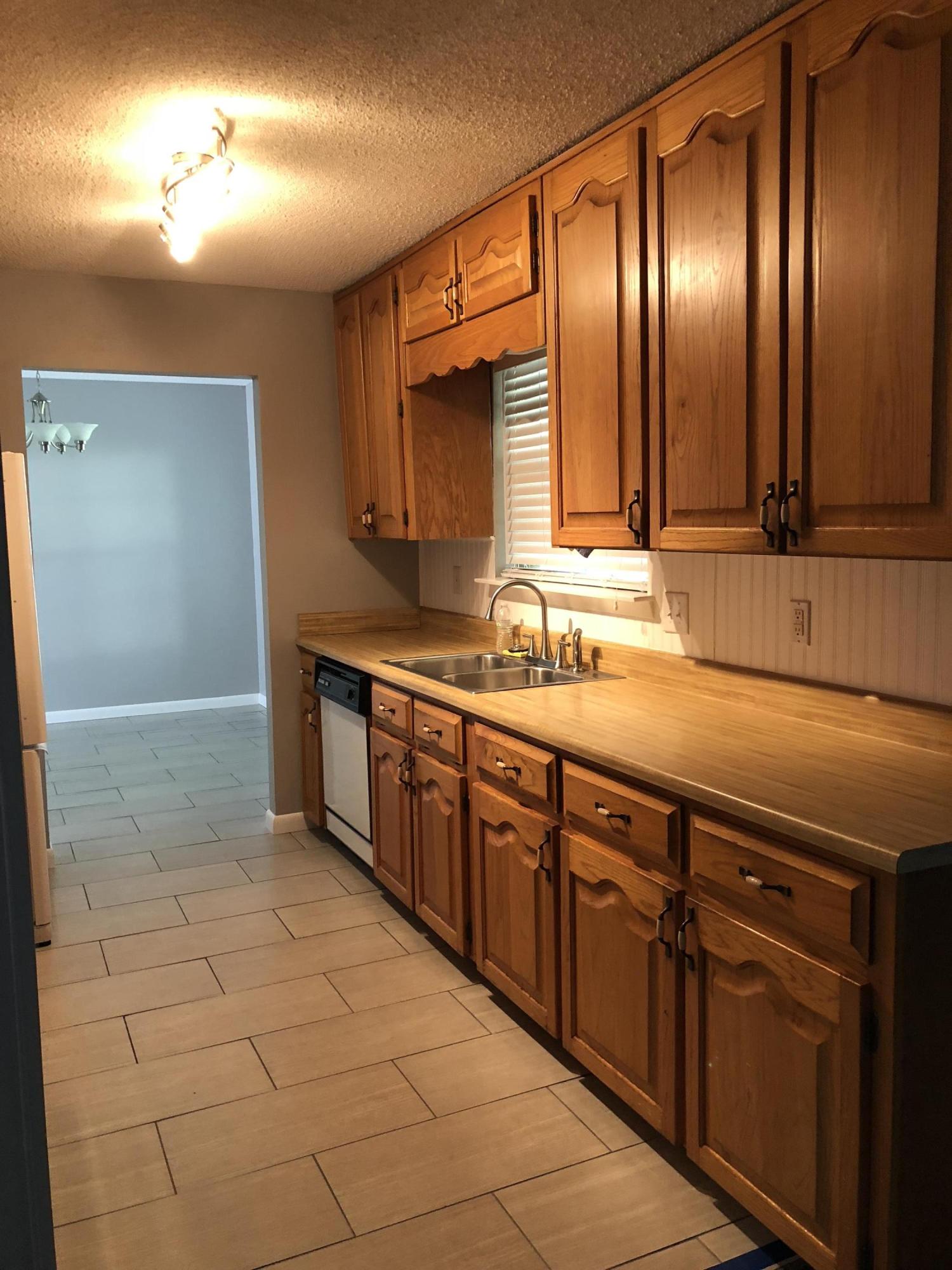 DONCASTER WOODS - Residential Lease