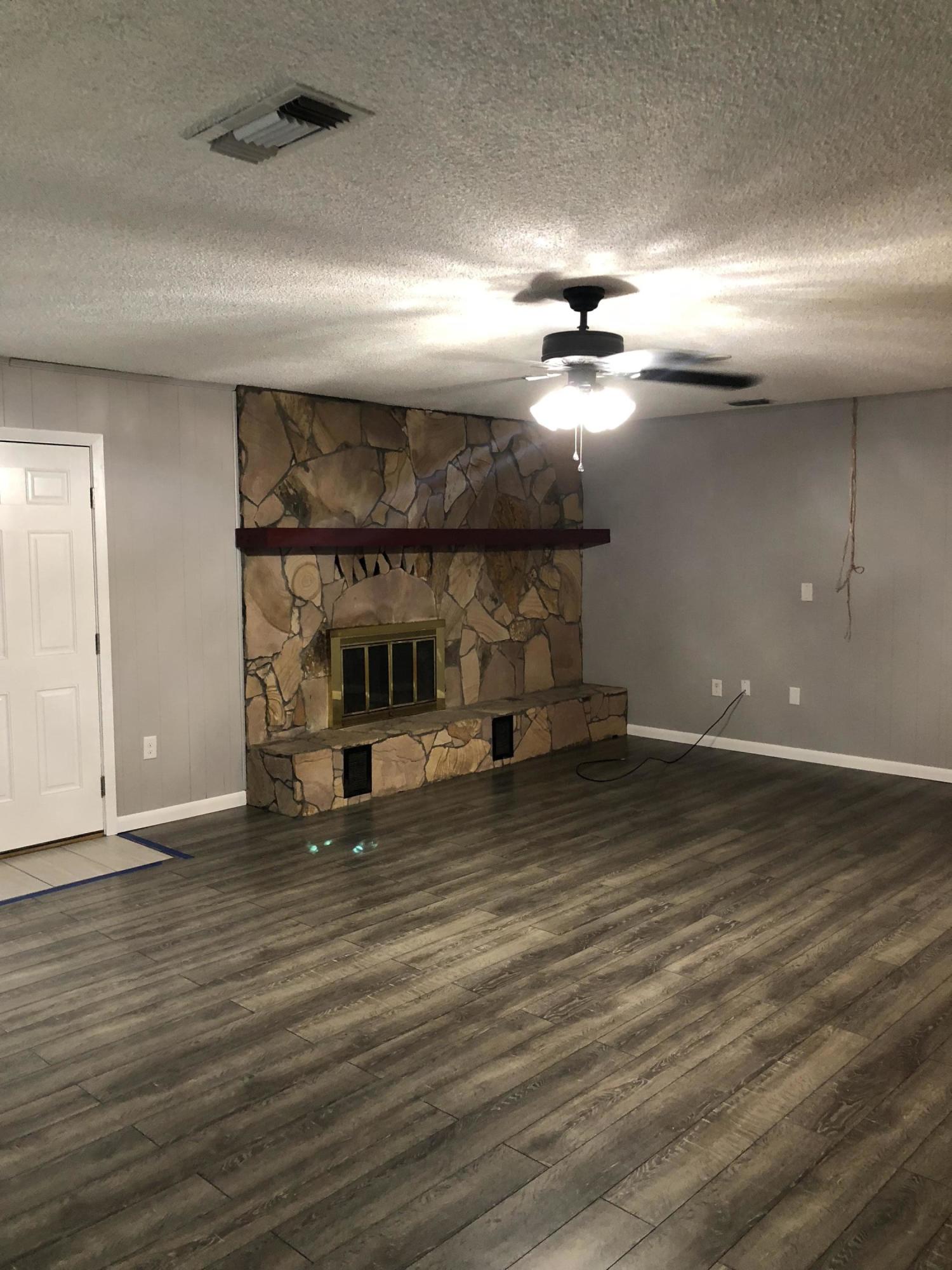 DONCASTER WOODS - Residential Lease