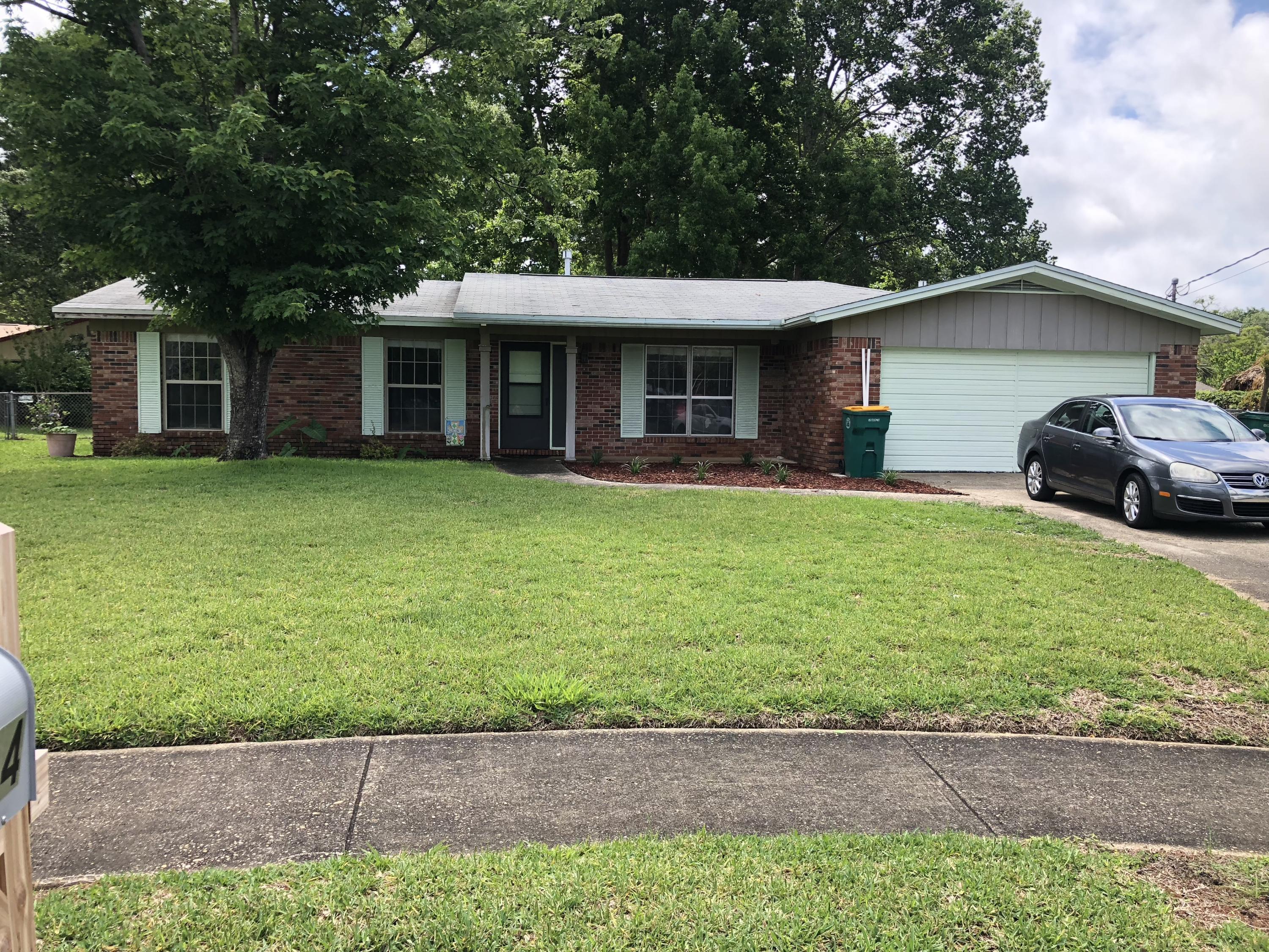 DONCASTER WOODS - Residential Lease