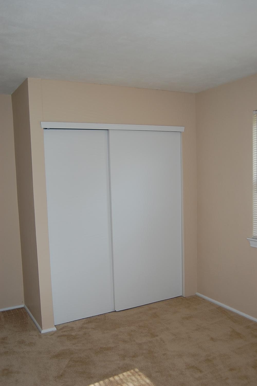 ELLIOTTS POINT 8TH ADDN - Residential Lease