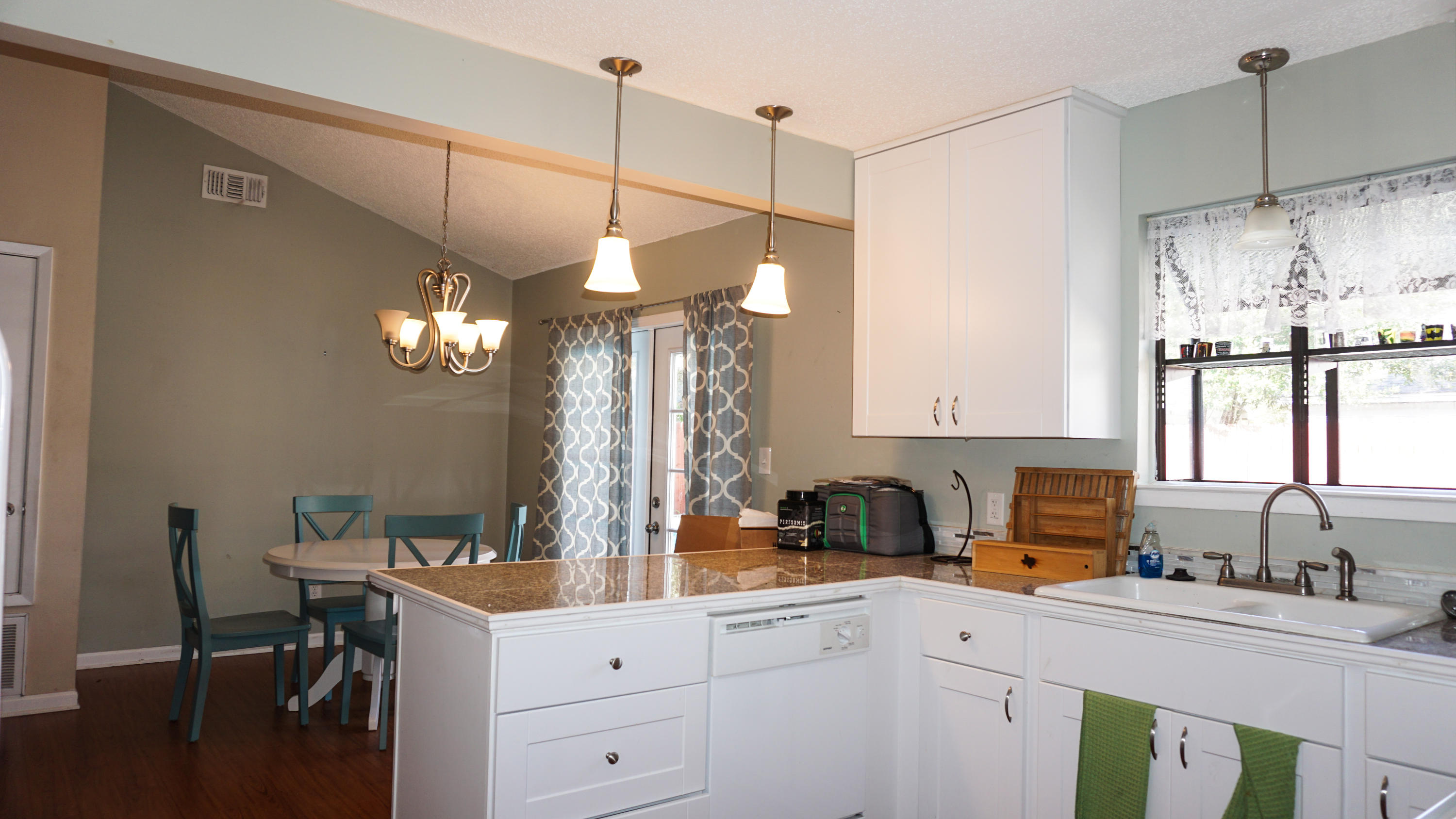 CREEKSIDE 1 - Residential Lease