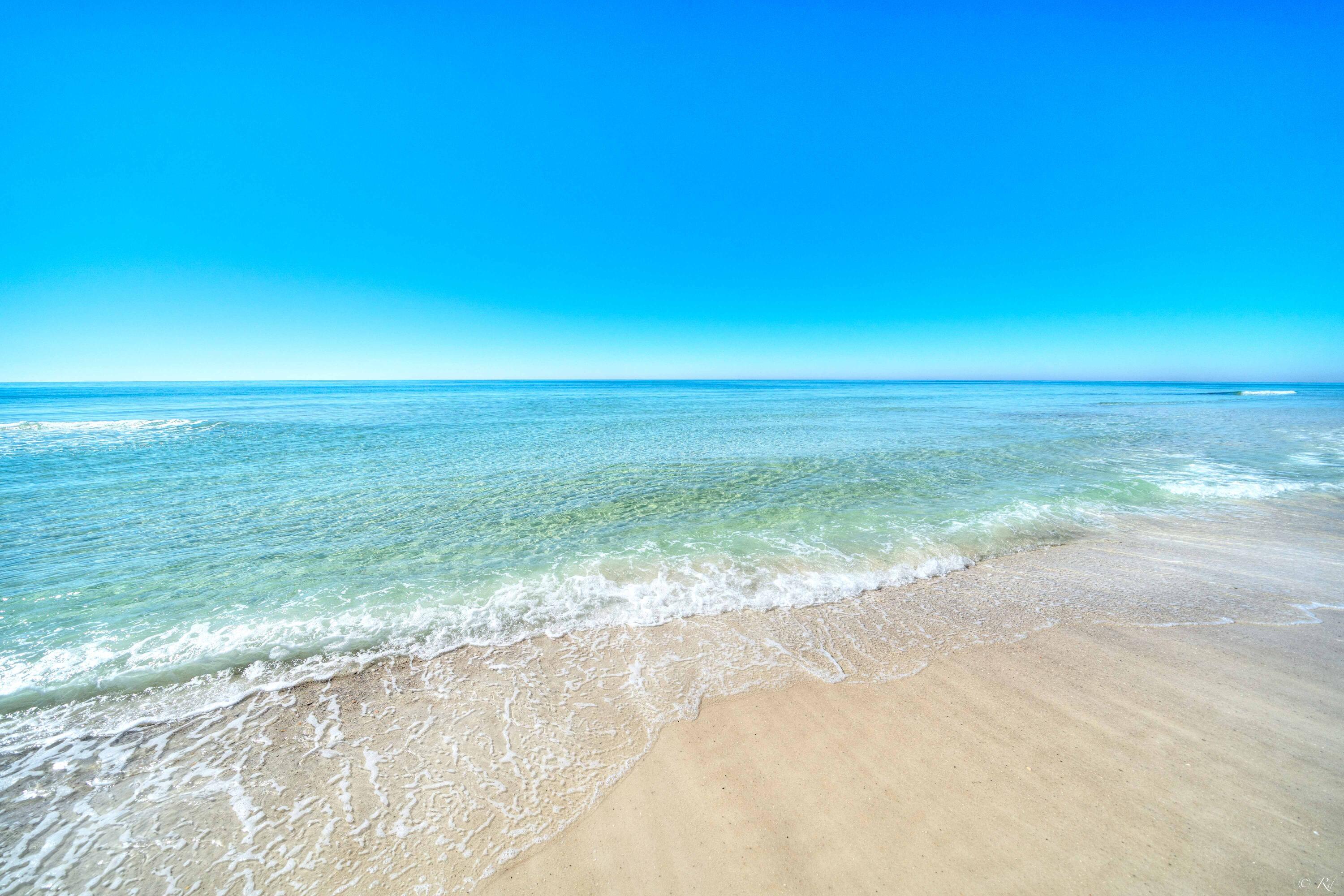 SUNBIRD CONDO - Residential