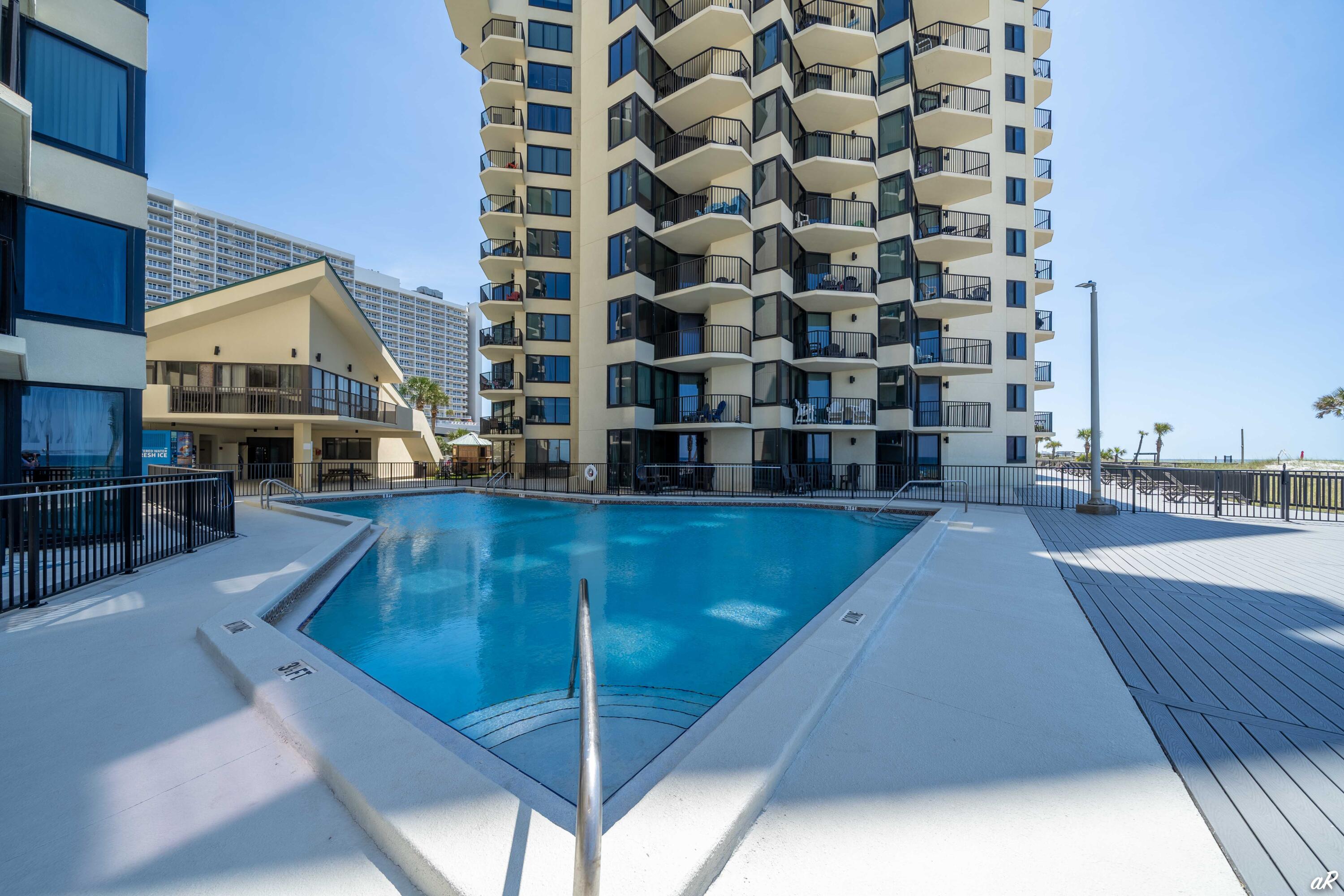 SUNBIRD CONDO - Residential