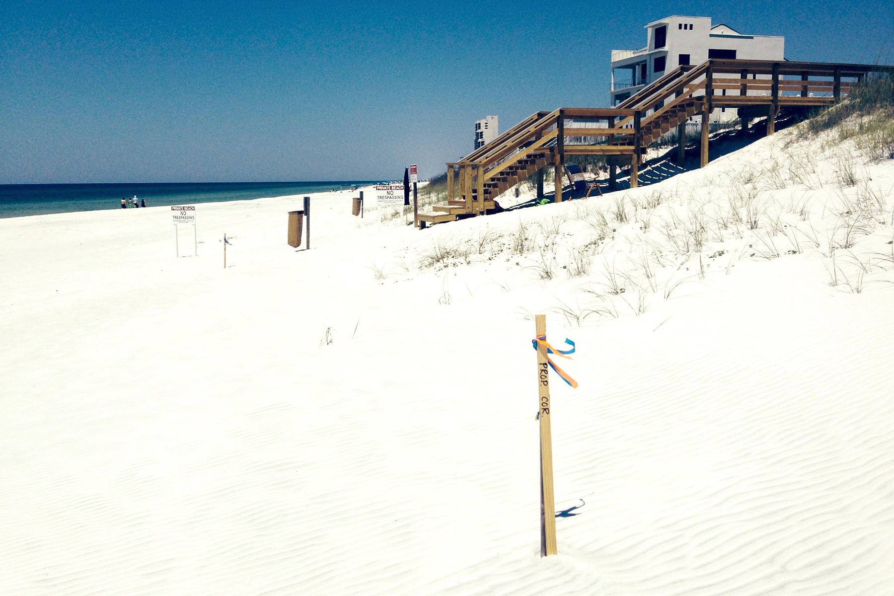 SEAGROVE - Land