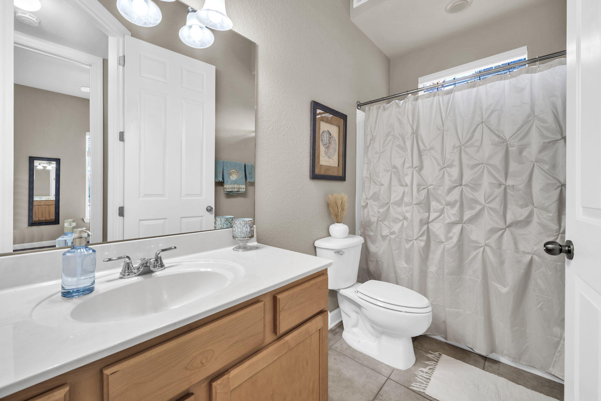 CRYSTAL COVE - Residential