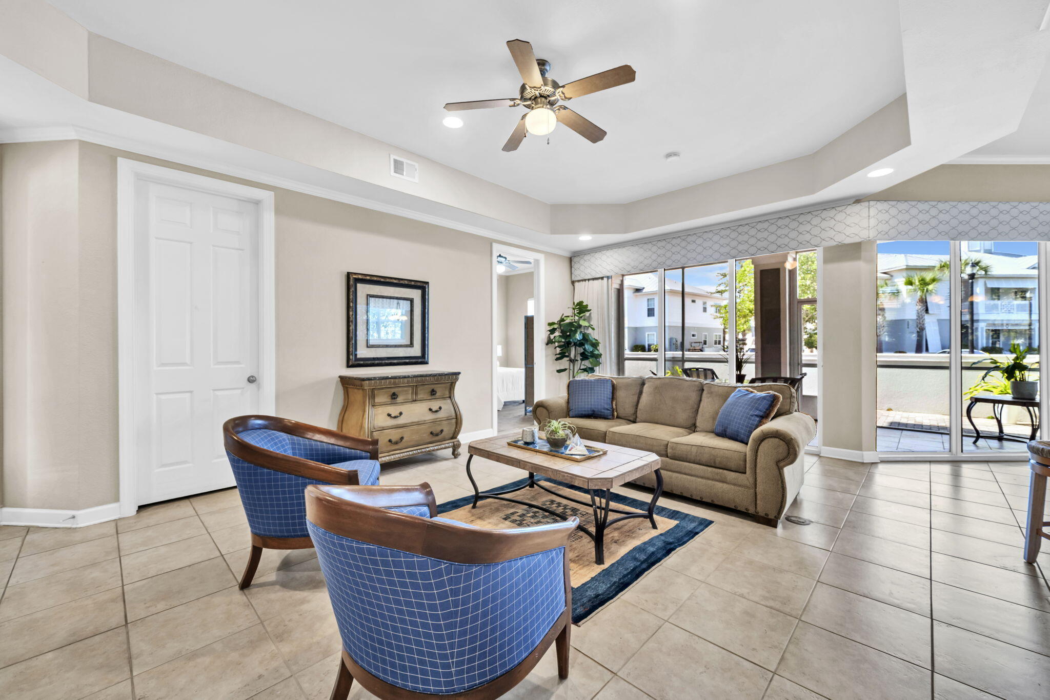 CRYSTAL COVE - Residential