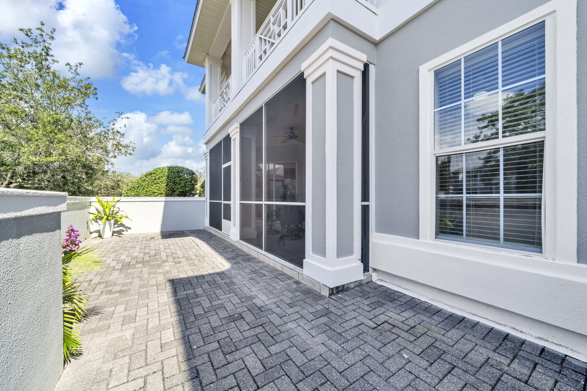 CRYSTAL COVE - Residential