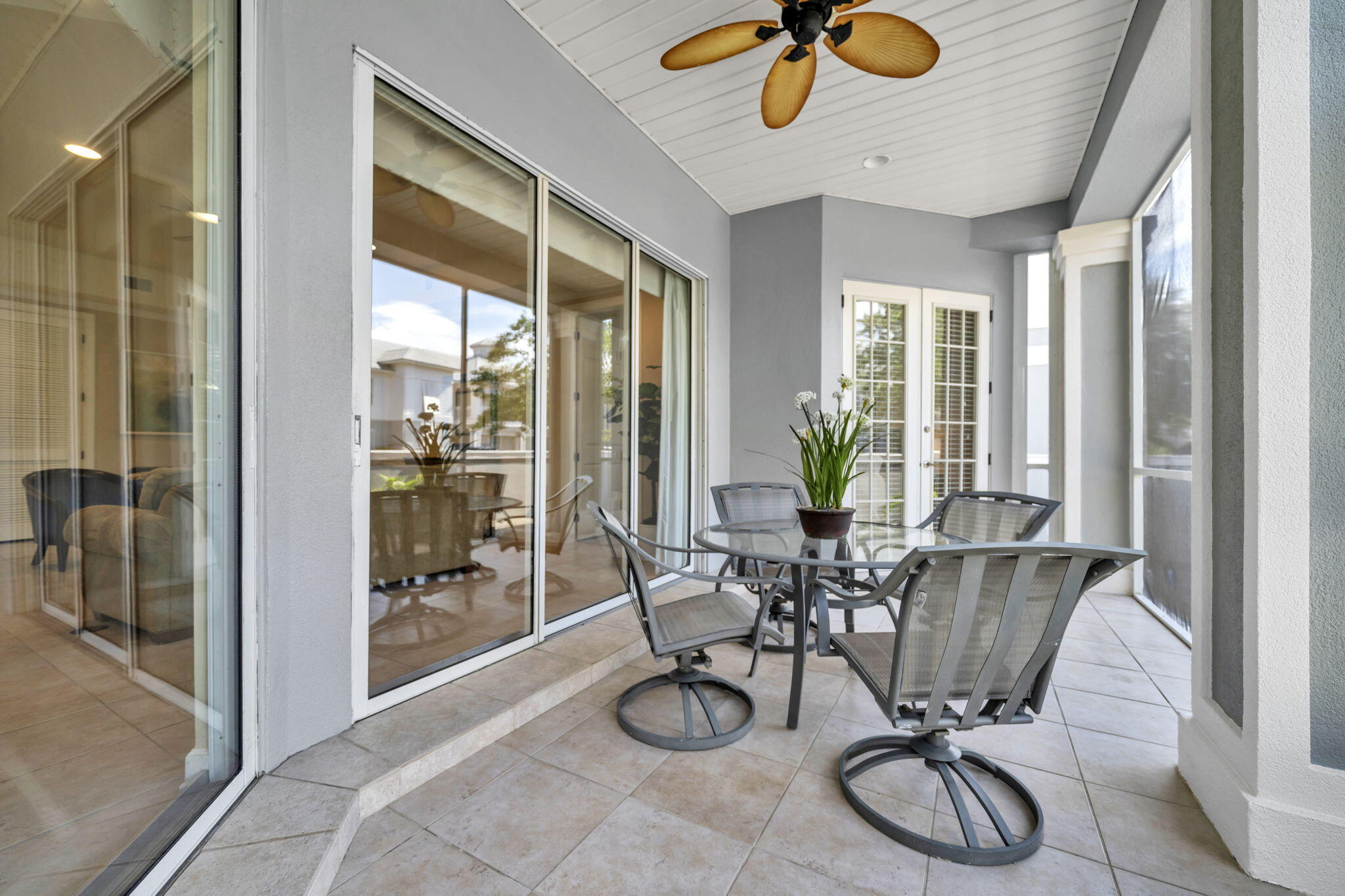 CRYSTAL COVE - Residential
