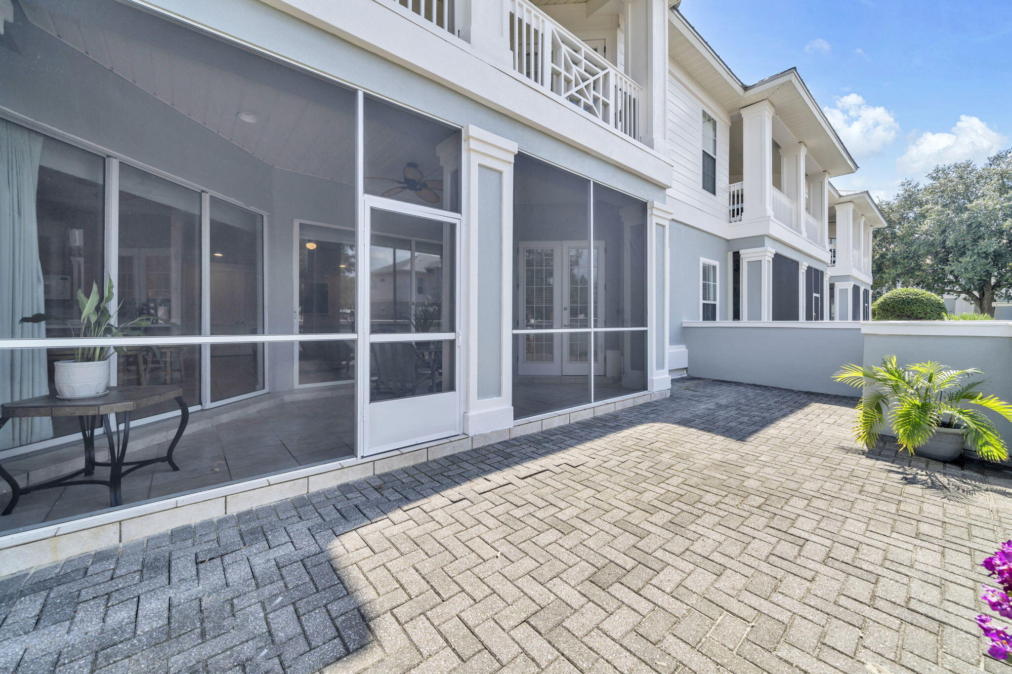 CRYSTAL COVE - Residential