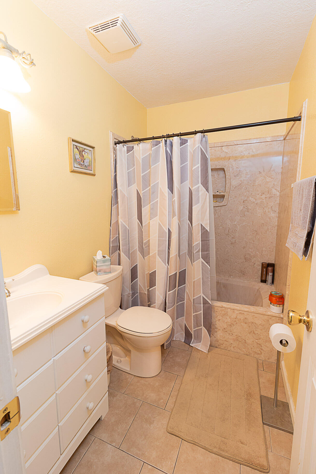 CRYSTAL LAKE ESTATES - Residential
