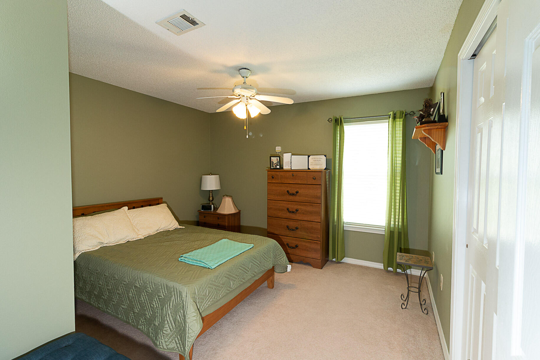 CRYSTAL LAKE ESTATES - Residential
