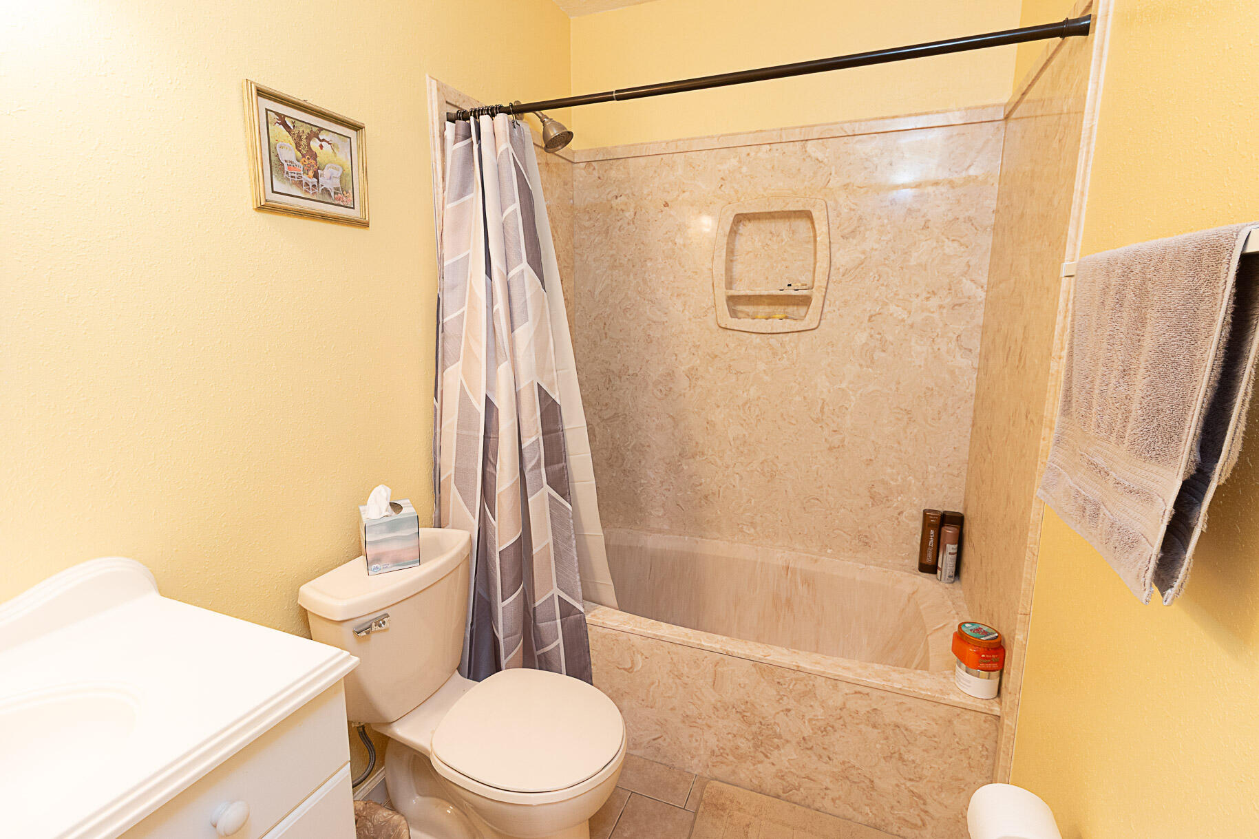 CRYSTAL LAKE ESTATES - Residential