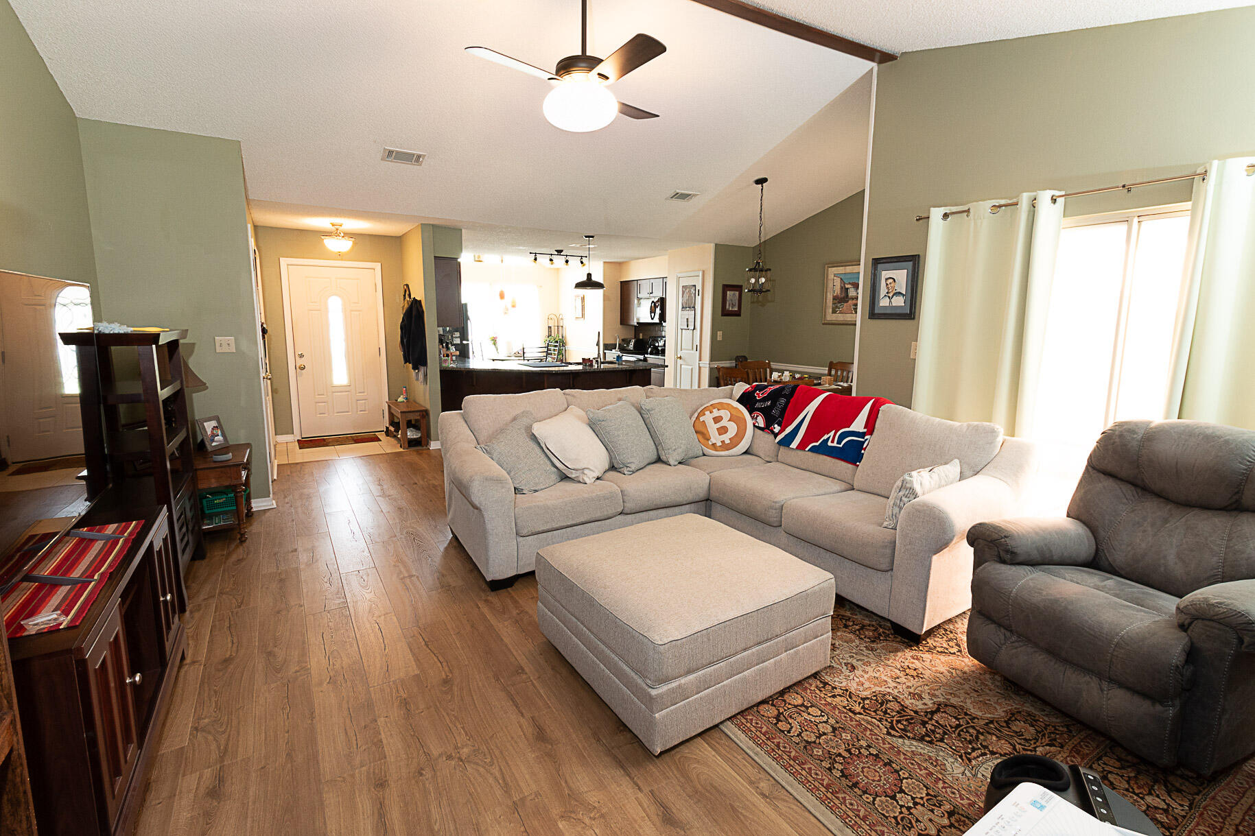 CRYSTAL LAKE ESTATES - Residential