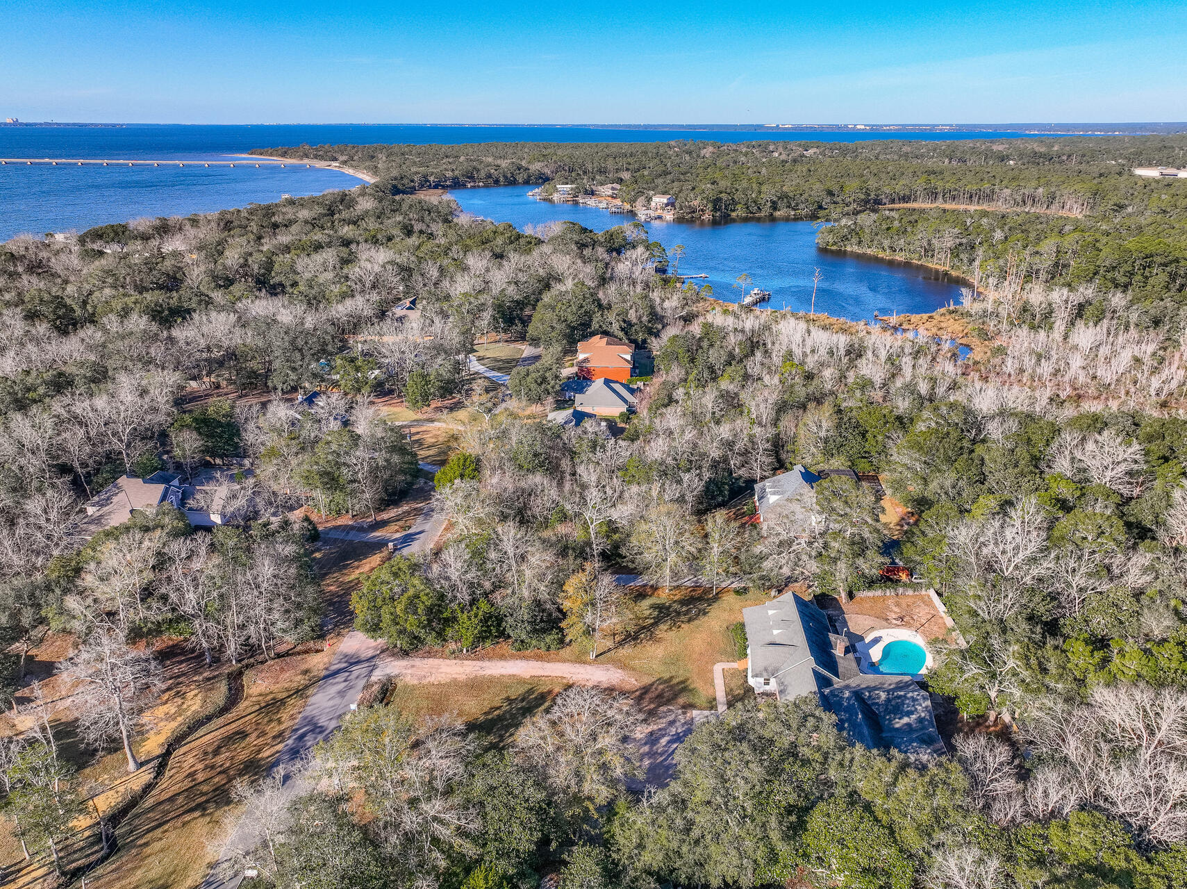 LAKE PIPPIN - Residential