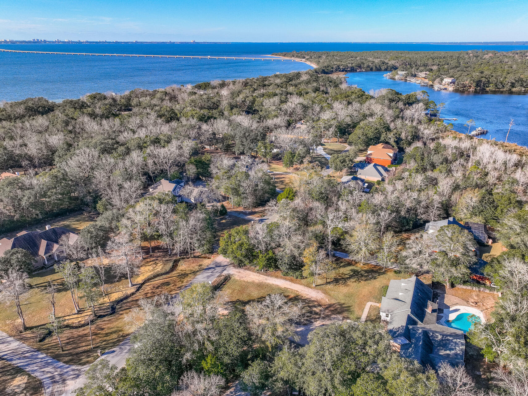 LAKE PIPPIN - Residential