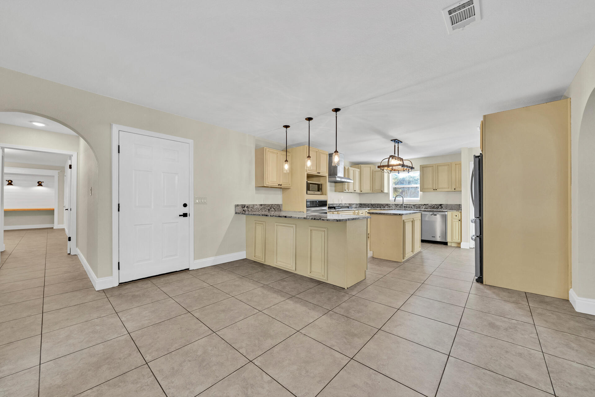 LAKE PIPPIN - Residential