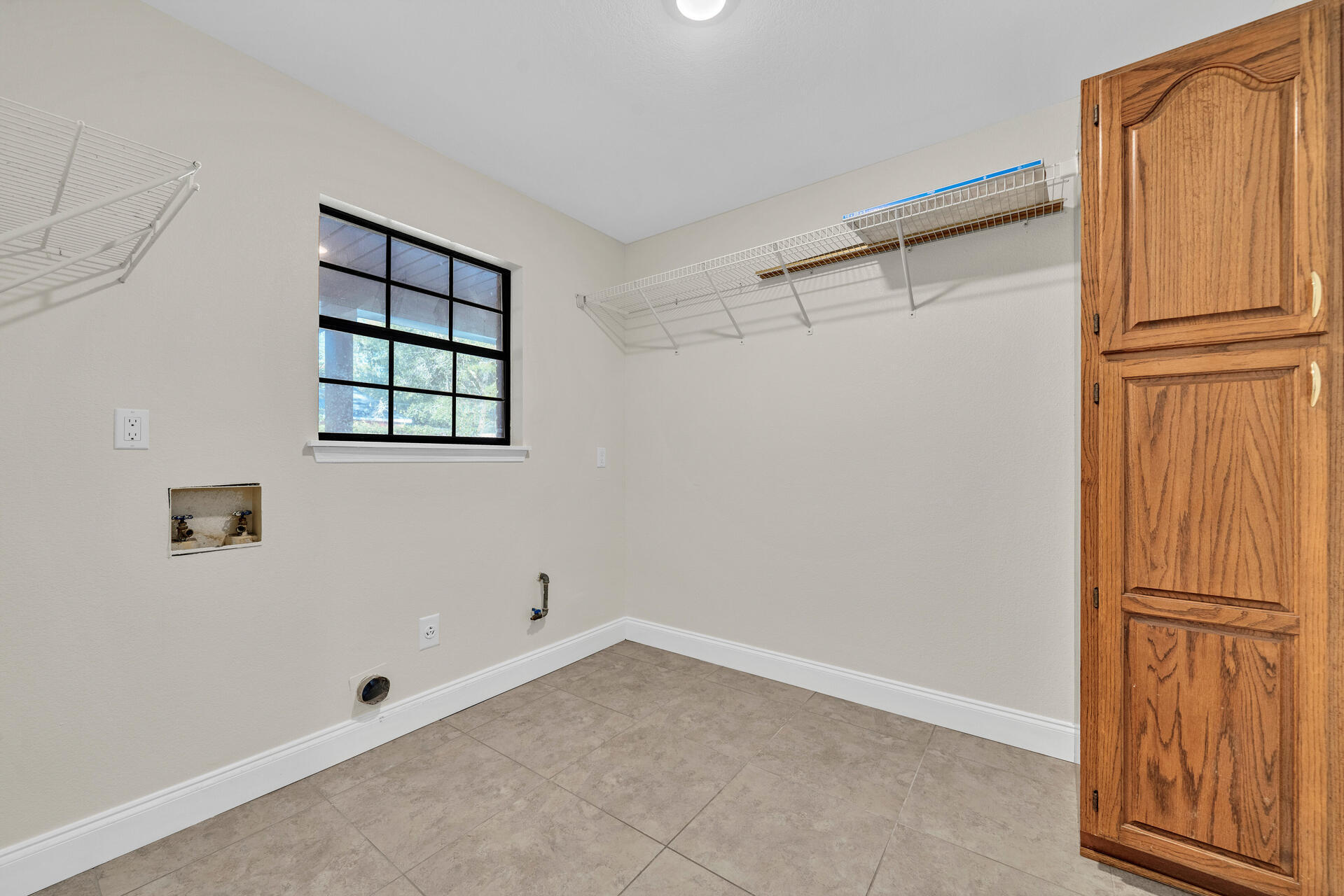 LAKE PIPPIN - Residential