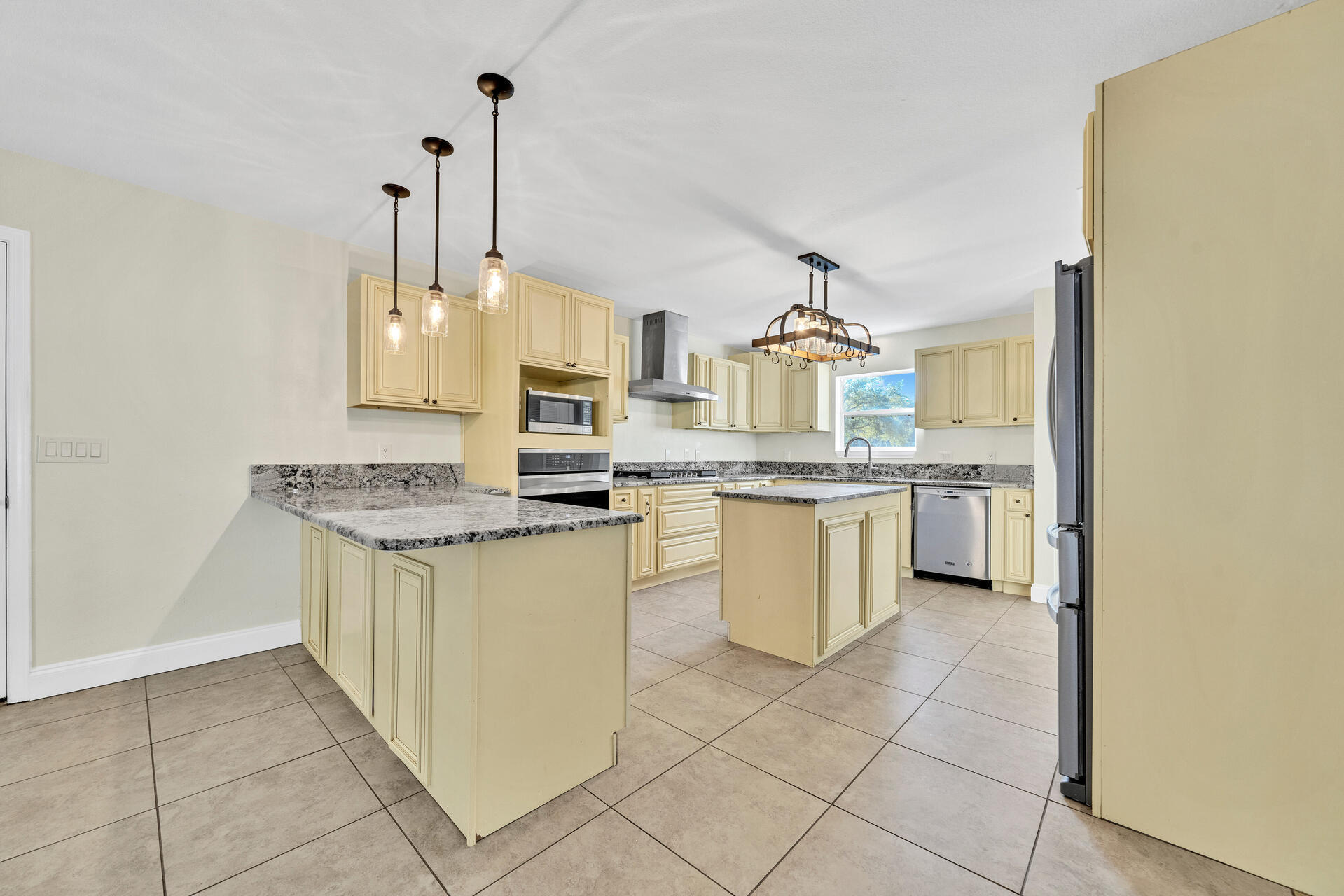 LAKE PIPPIN - Residential