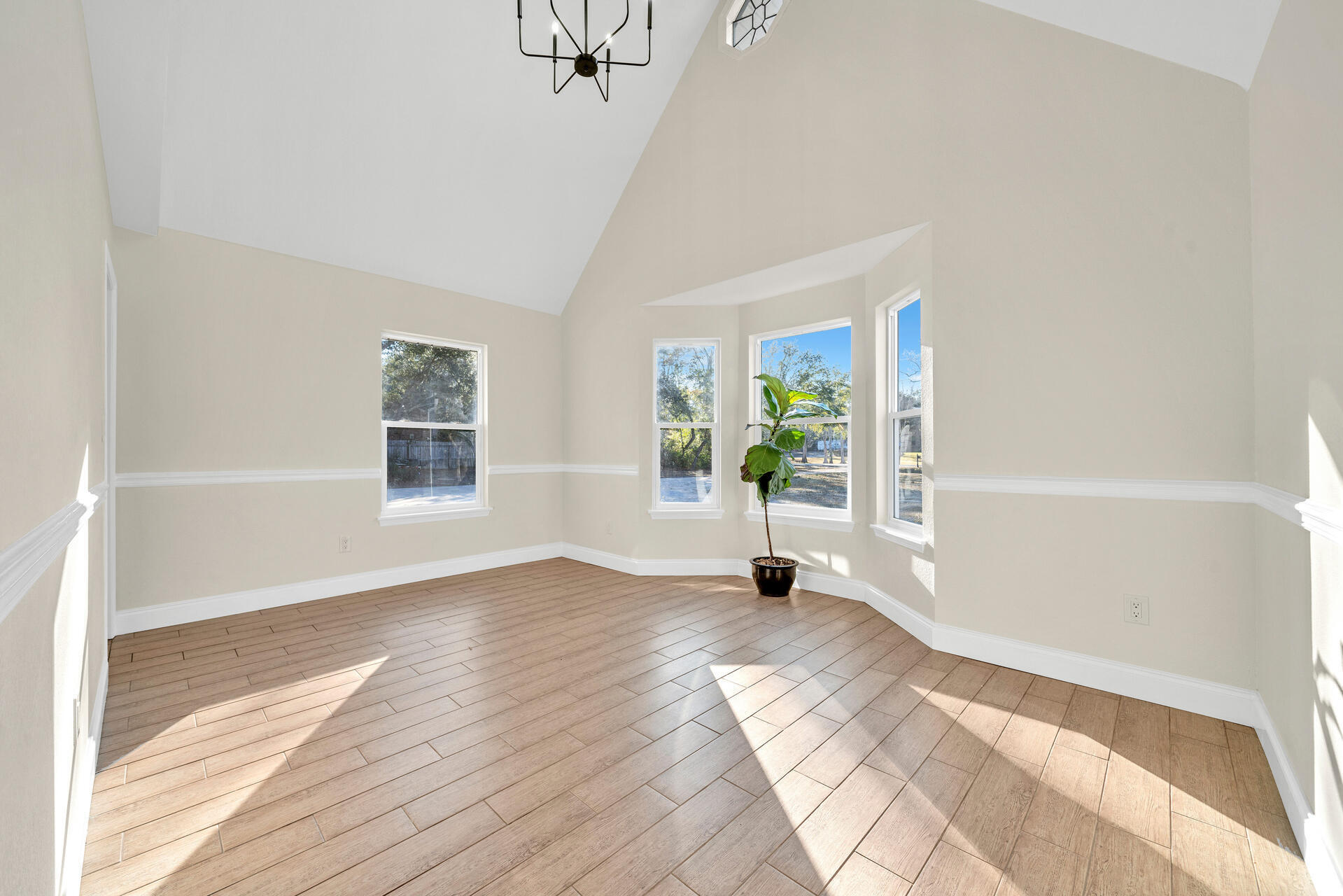 LAKE PIPPIN - Residential