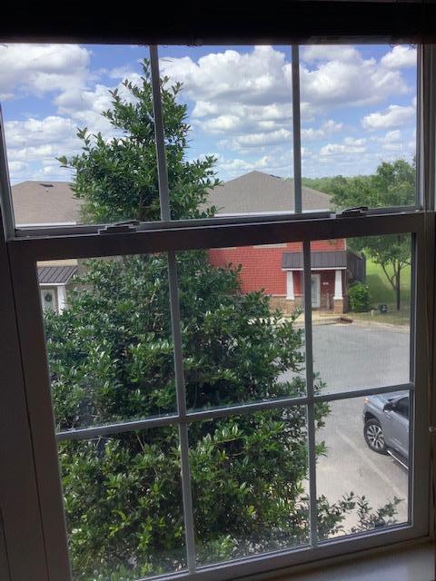 ARBOR LAKE PHASE 1 - Residential Lease