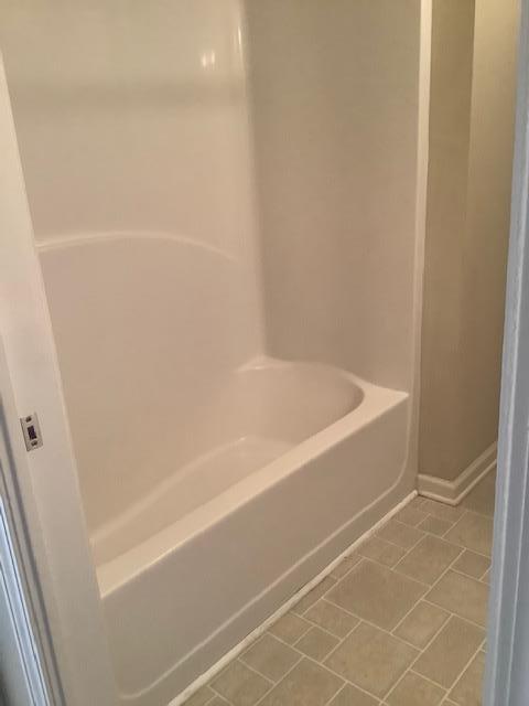 ARBOR LAKE PHASE 1 - Residential Lease