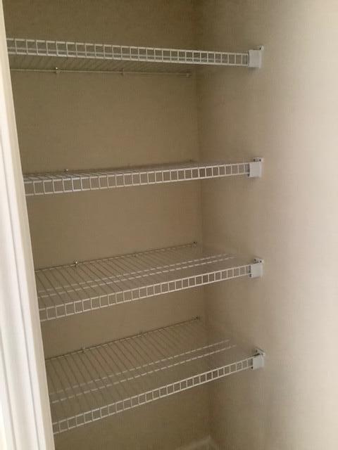 ARBOR LAKE PHASE 1 - Residential Lease