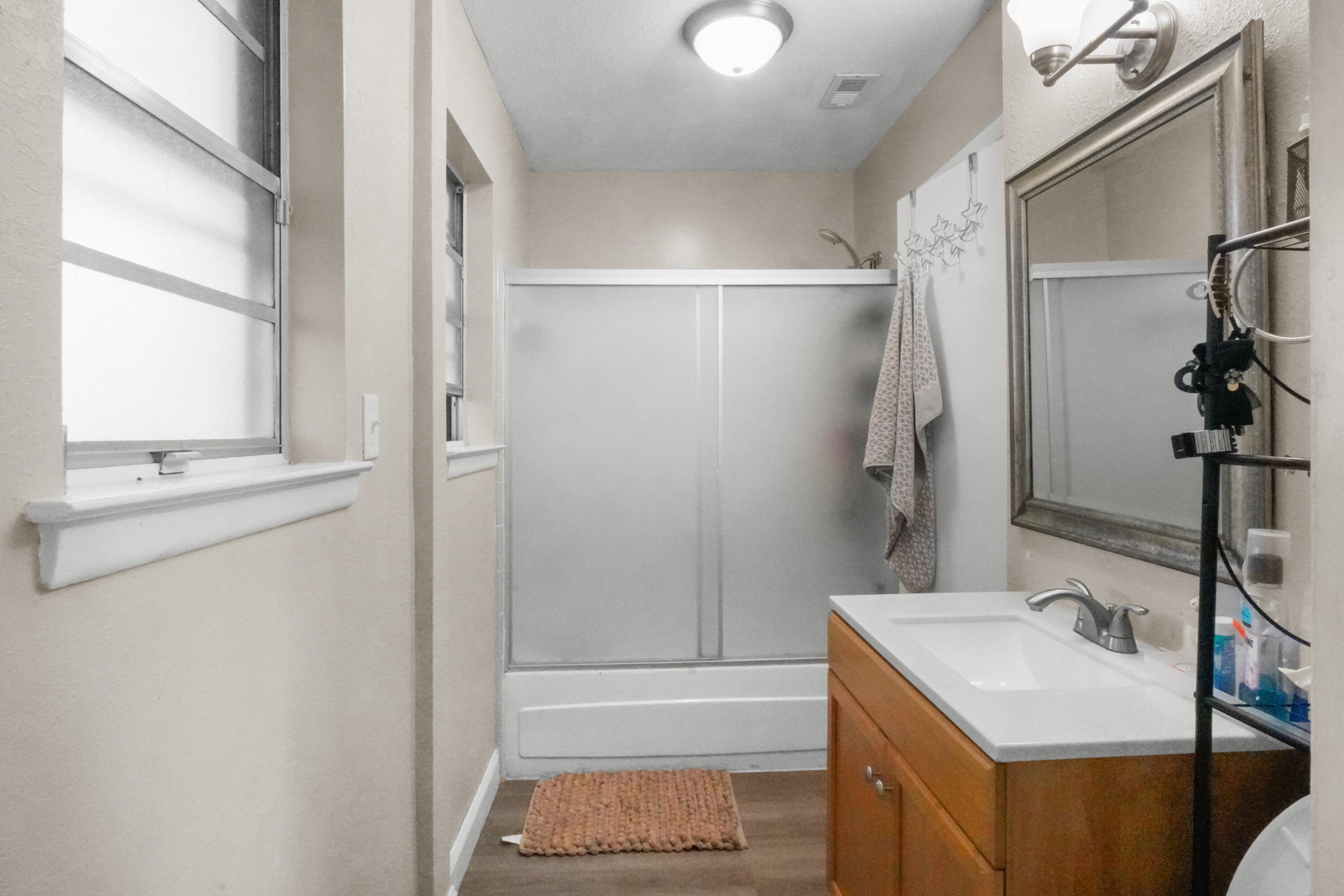 MIDPINES - Residential