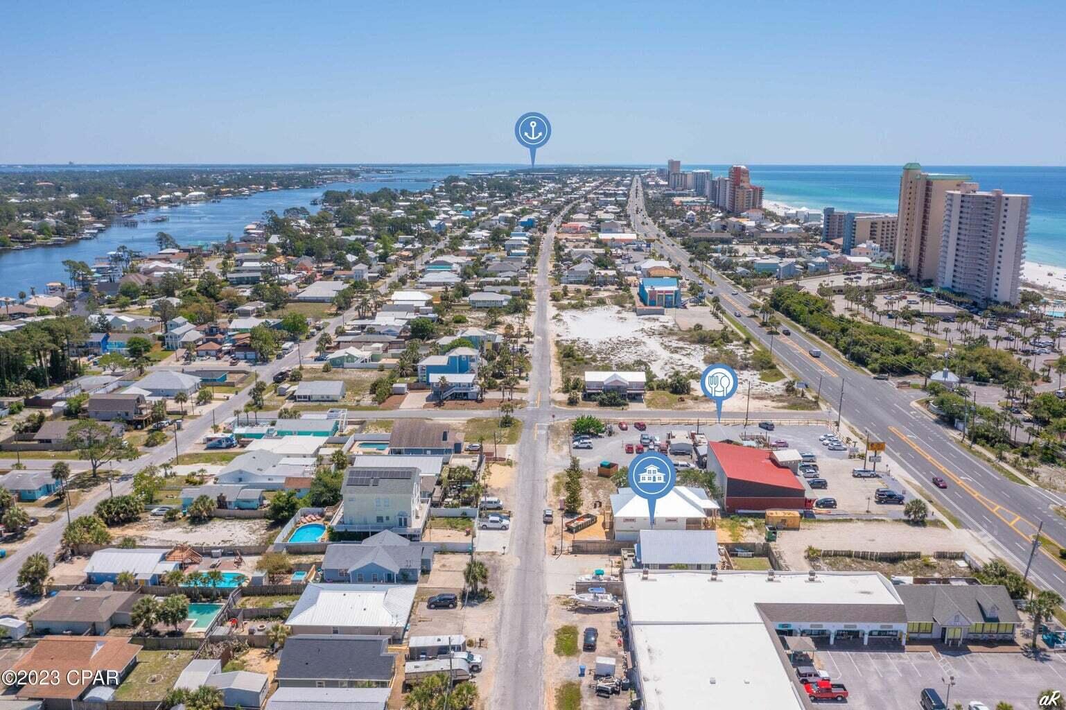 HOLIDAY BEACH UNIT 14 - Residential