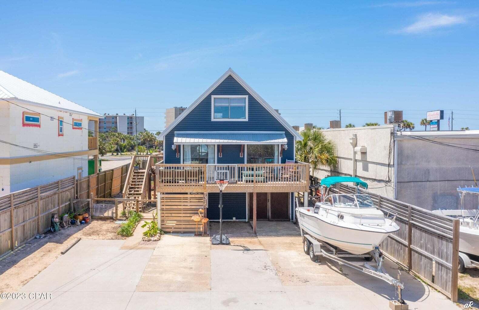 HOLIDAY BEACH UNIT 14 - Residential
