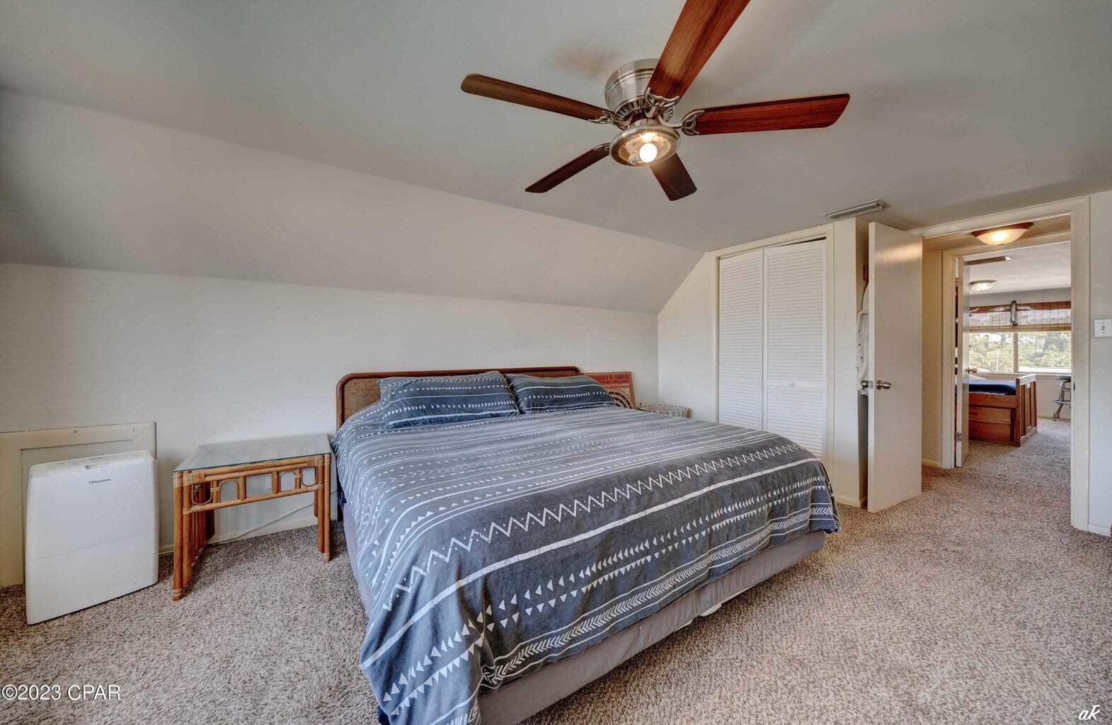 HOLIDAY BEACH UNIT 14 - Residential