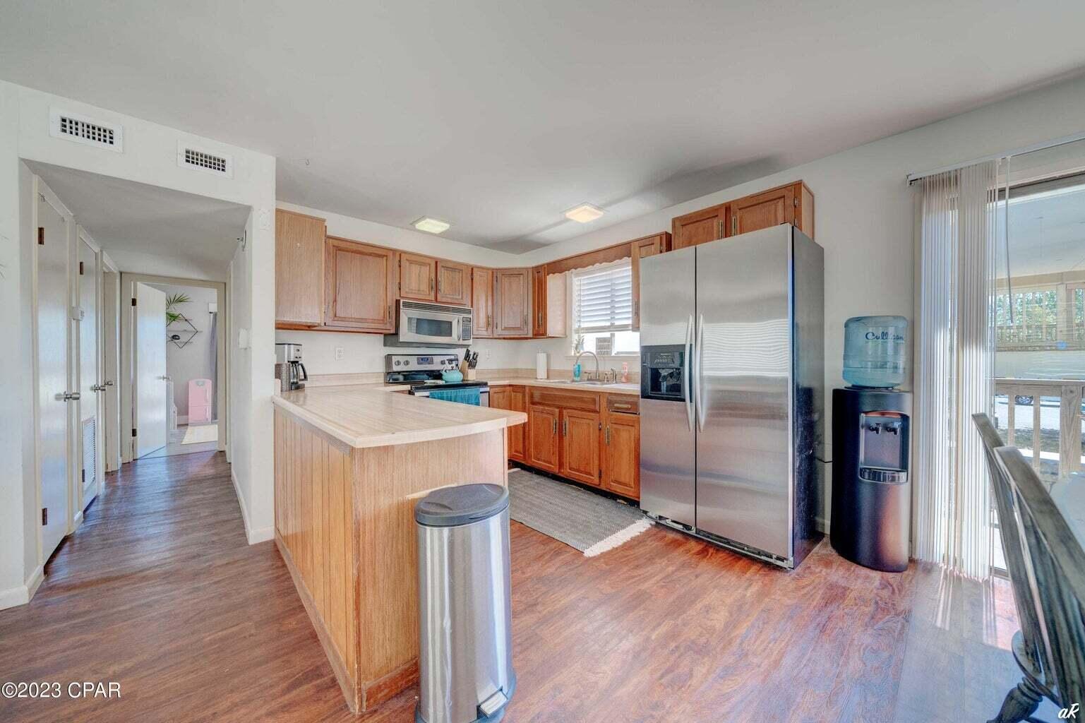 HOLIDAY BEACH UNIT 14 - Residential