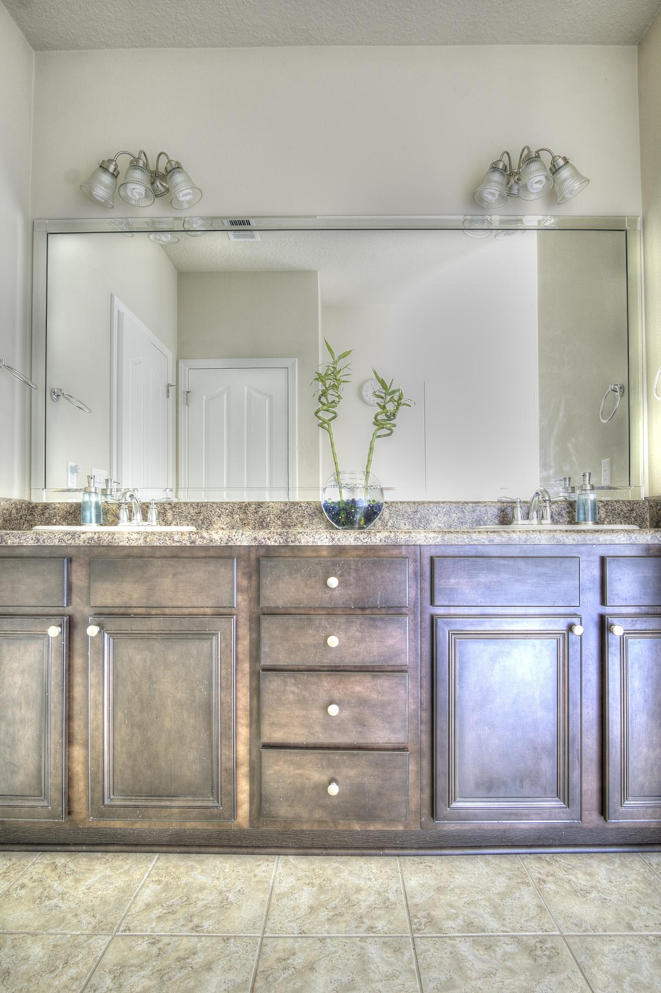 LIBERTY OAKS - Residential