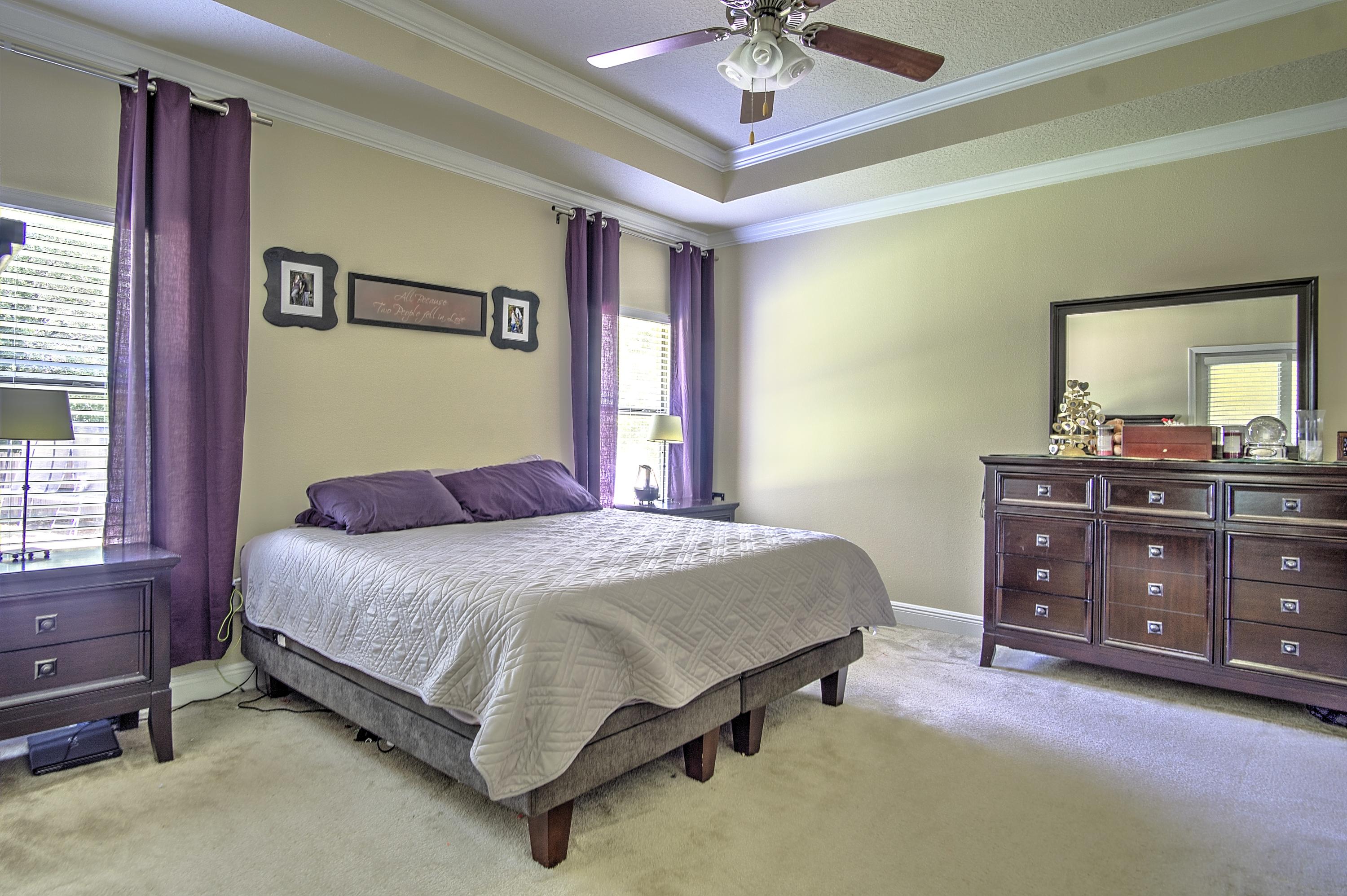 LIBERTY OAKS - Residential