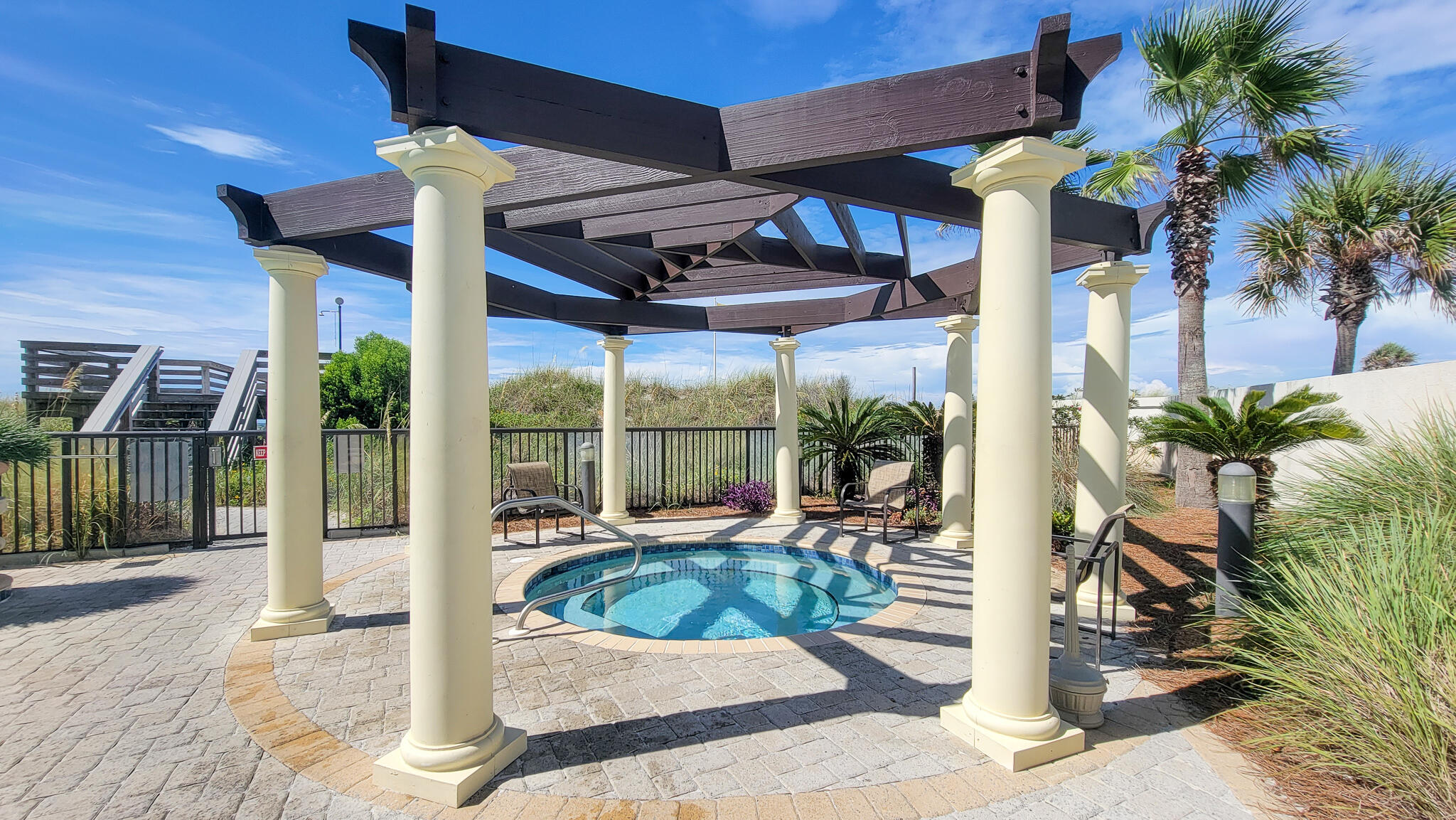 BELLA RIVA - Residential