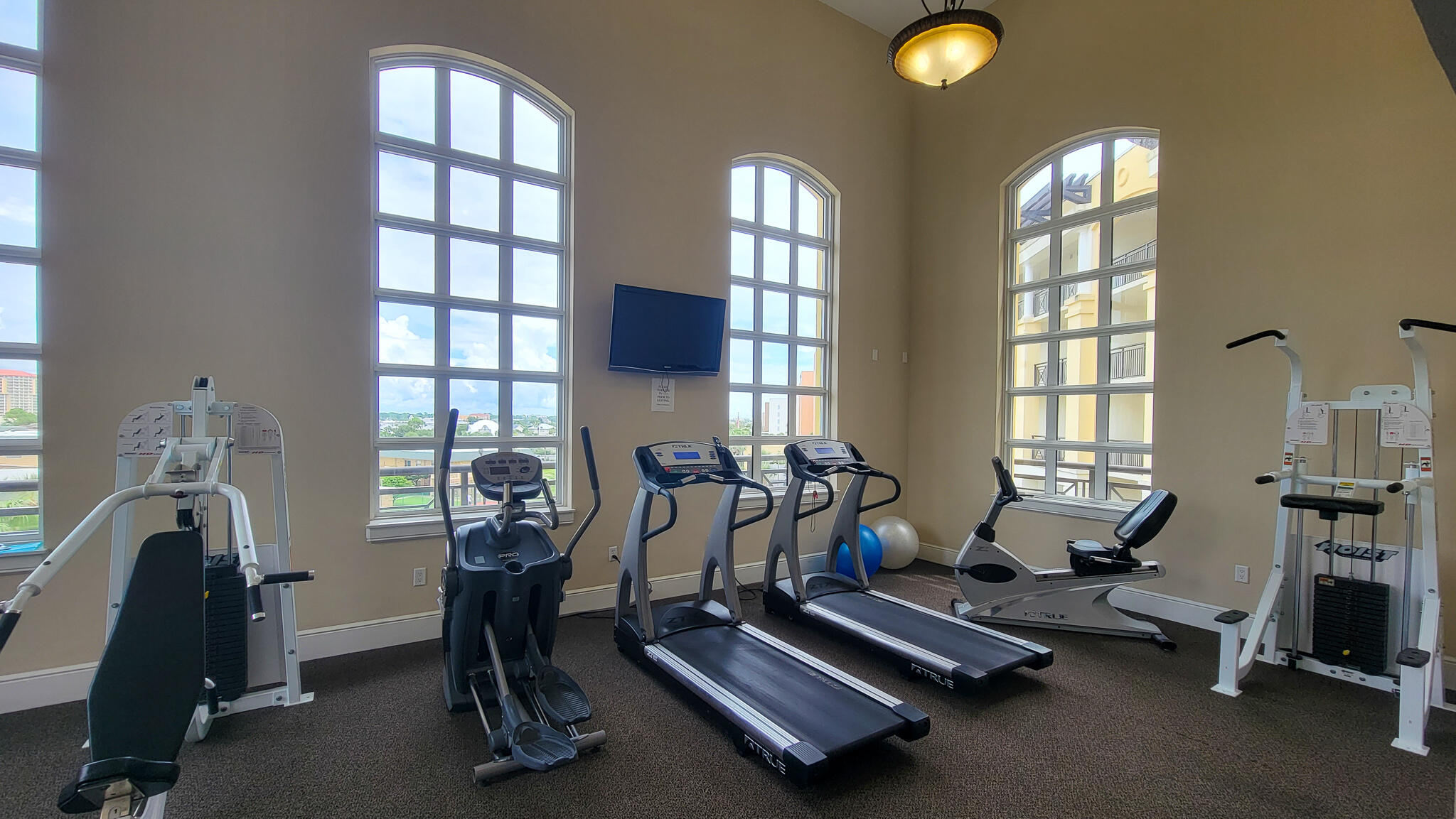 BELLA RIVA - Residential