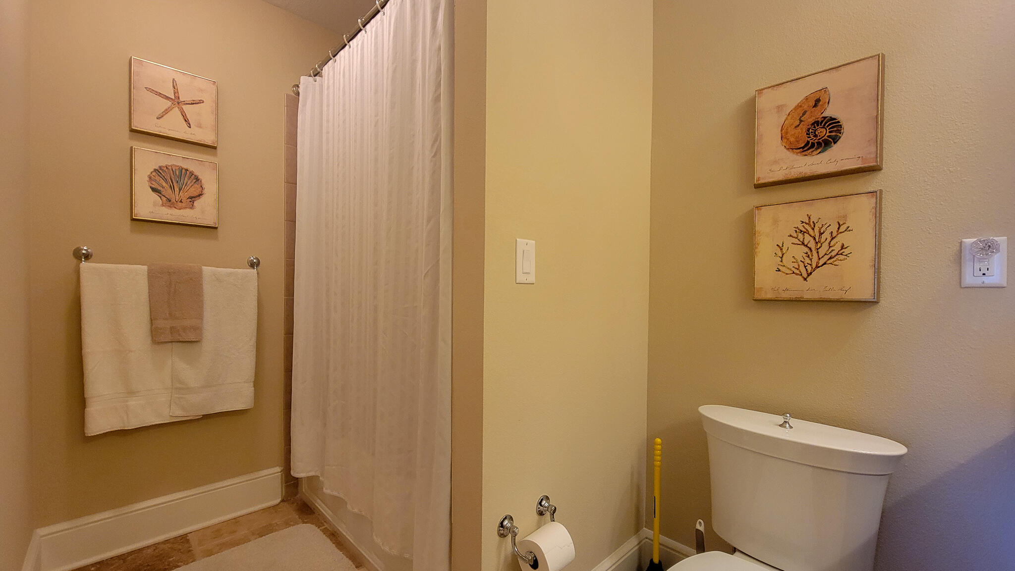 BELLA RIVA - Residential