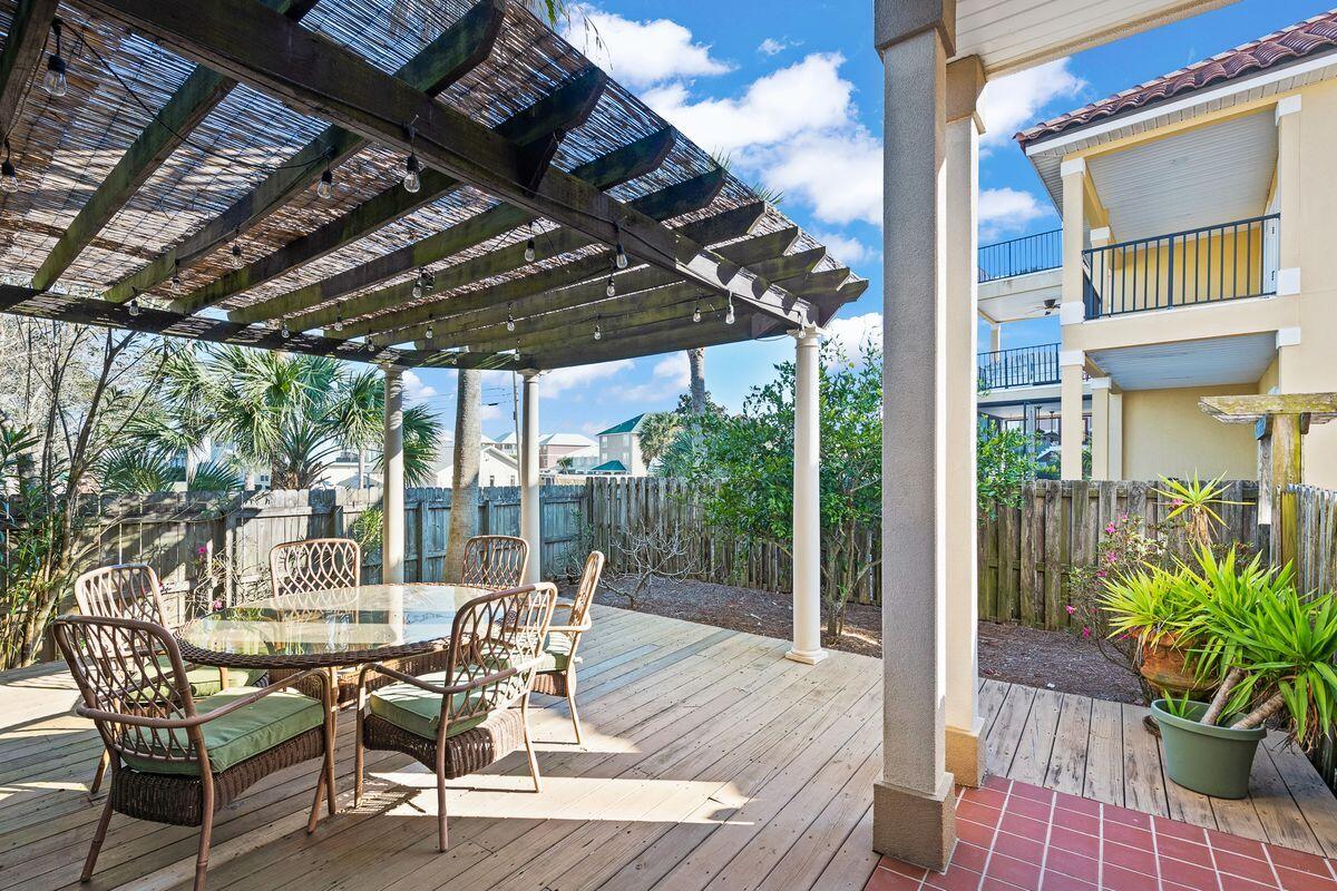 LA VALENCIA BEACH RESORT - Residential