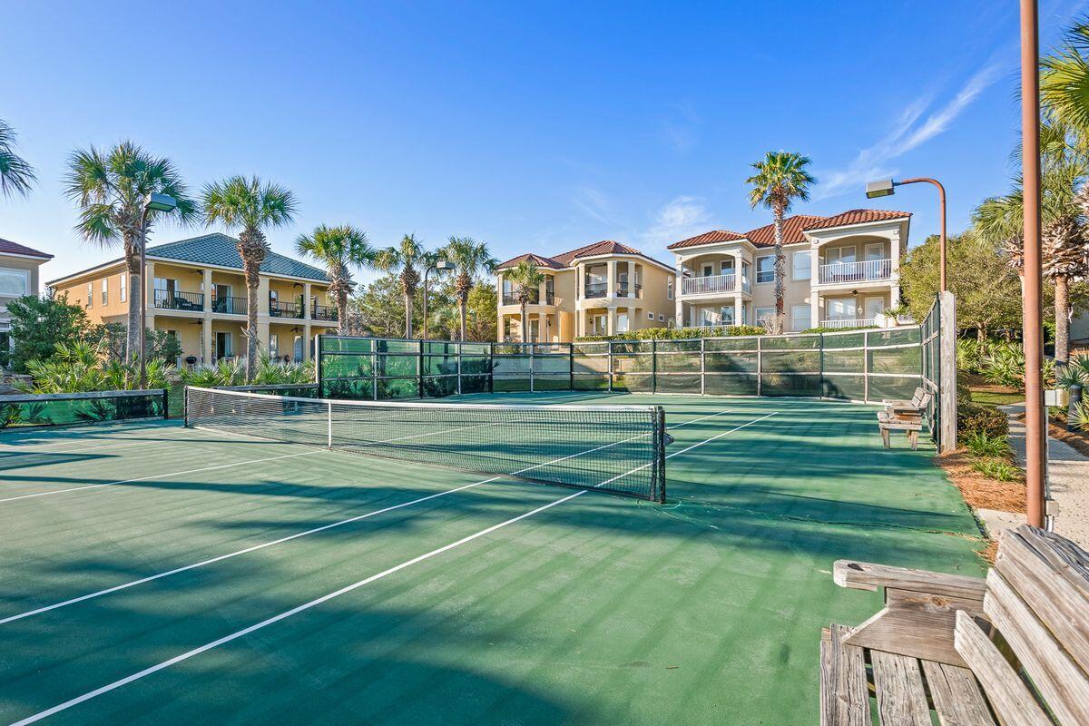 LA VALENCIA BEACH RESORT - Residential