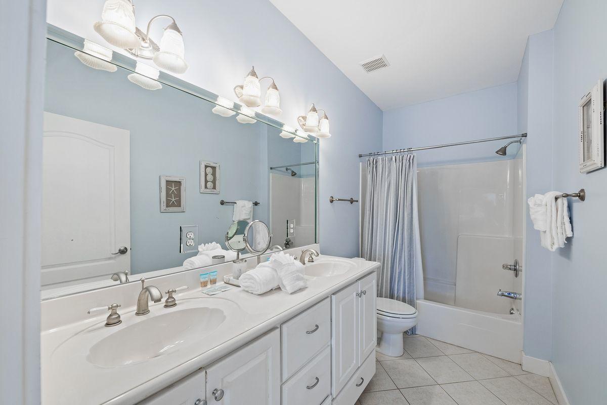 LA VALENCIA BEACH RESORT - Residential