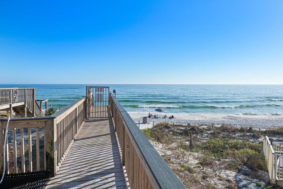 LA VALENCIA BEACH RESORT - Residential