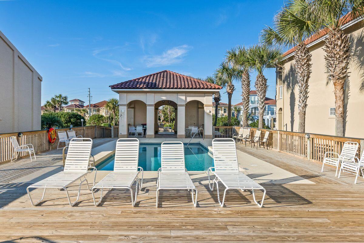 LA VALENCIA BEACH RESORT - Residential