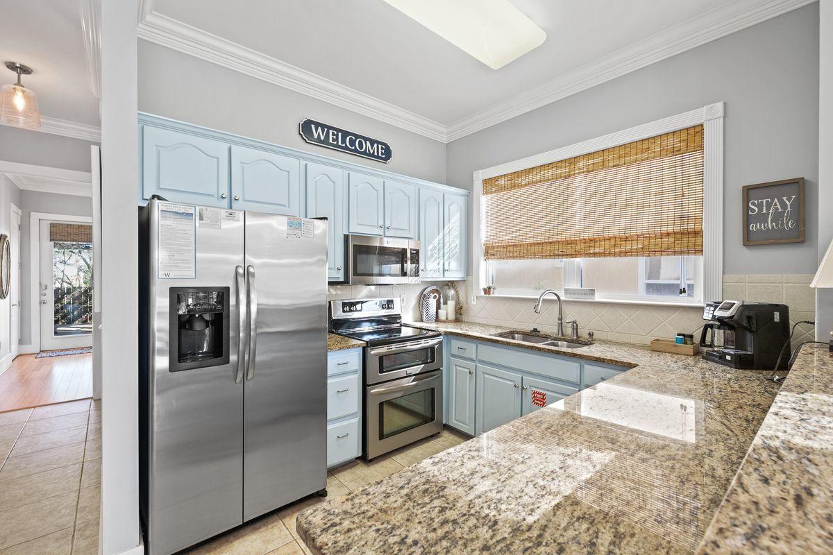 LA VALENCIA BEACH RESORT - Residential