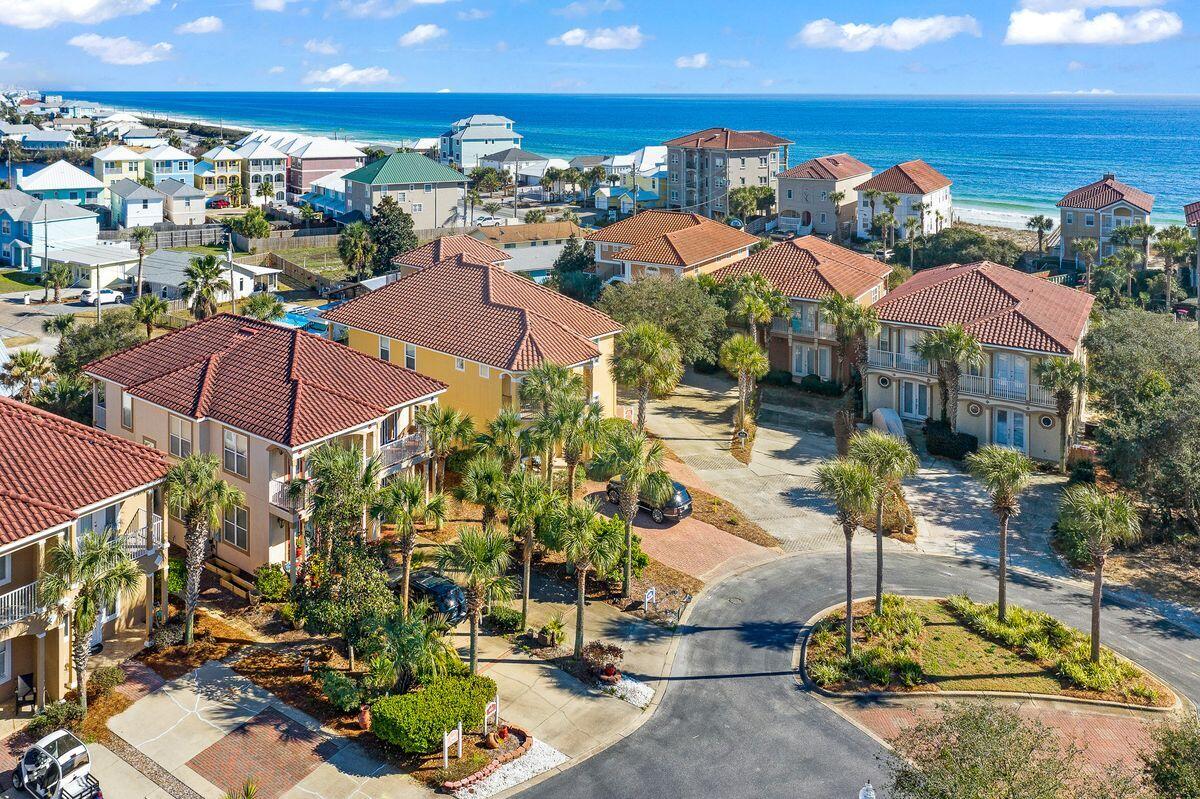 LA VALENCIA BEACH RESORT - Residential