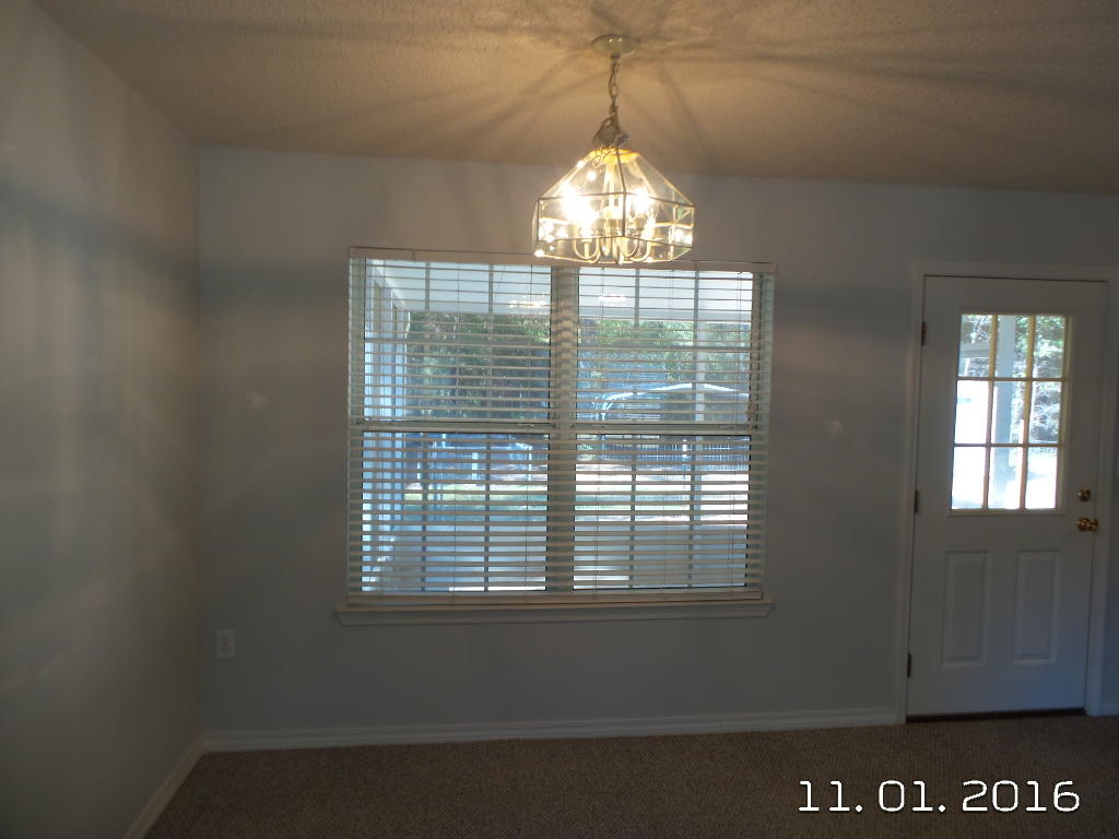 METES & BOUNDS - Residential Lease