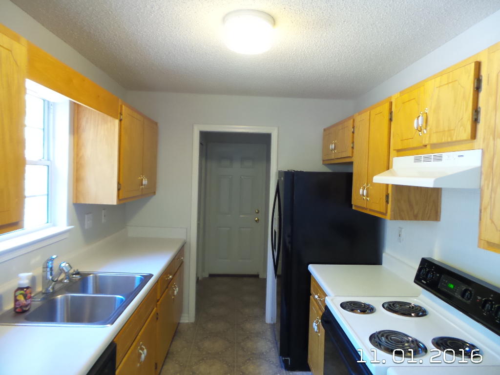 METES & BOUNDS - Residential Lease