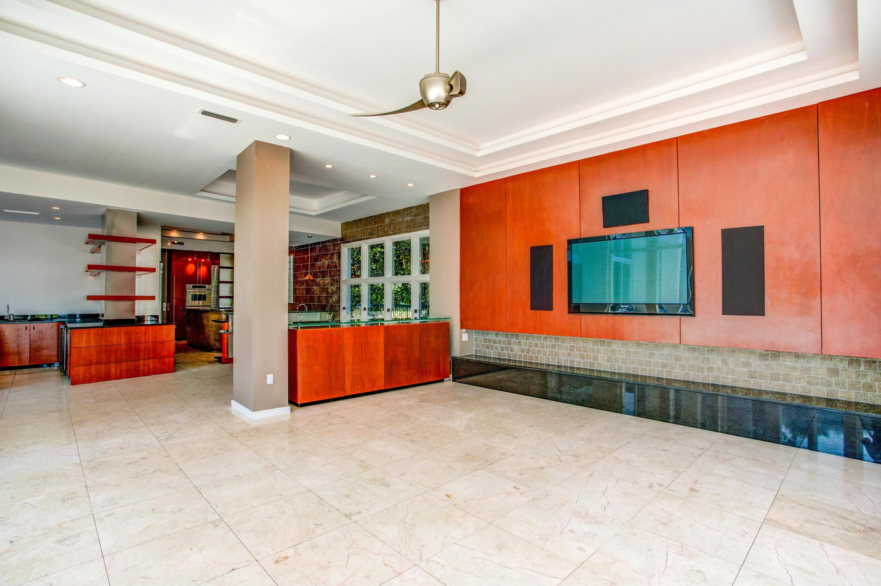 COBBS POINT - Residential